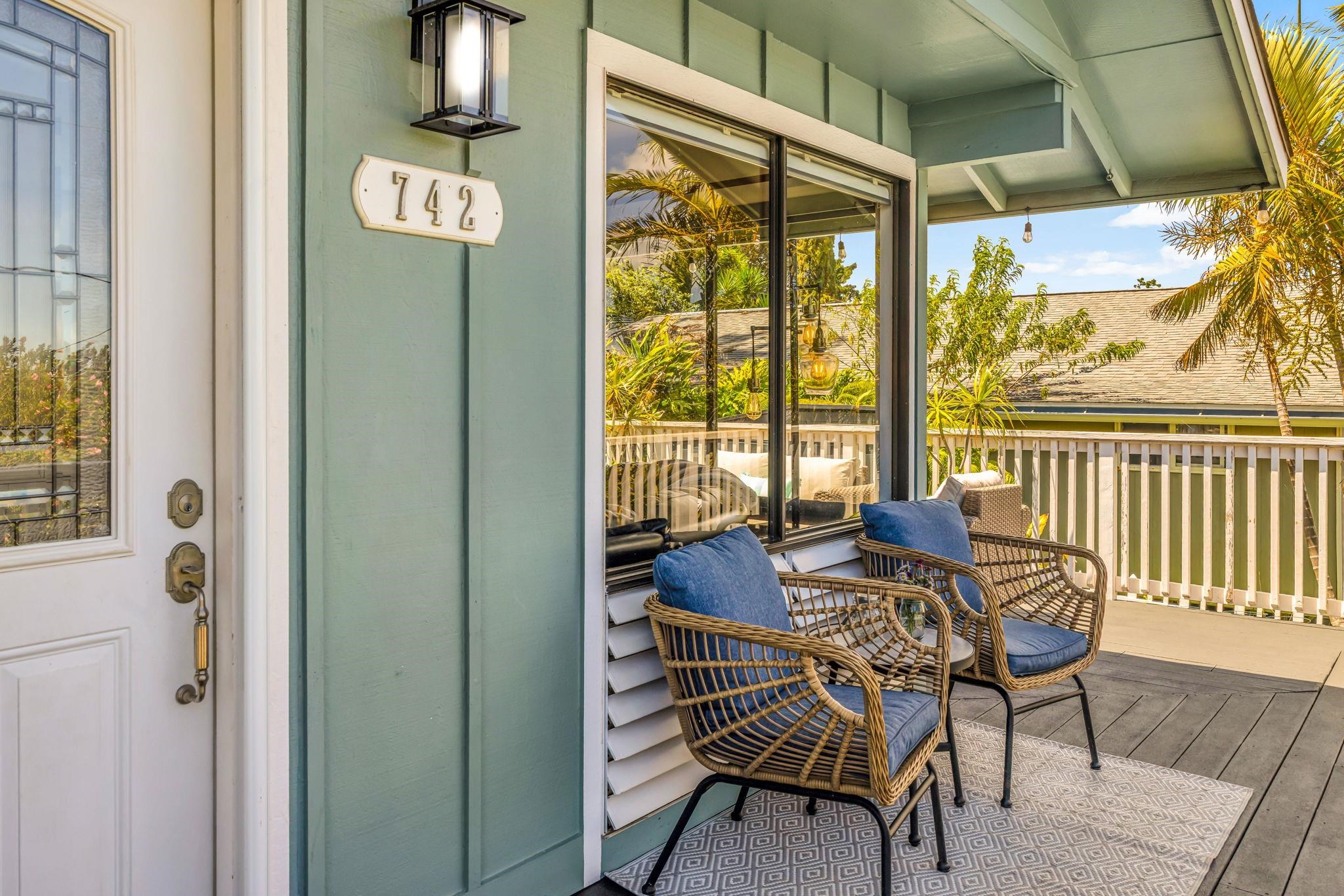 742 Kekona Pl Property Photo 3