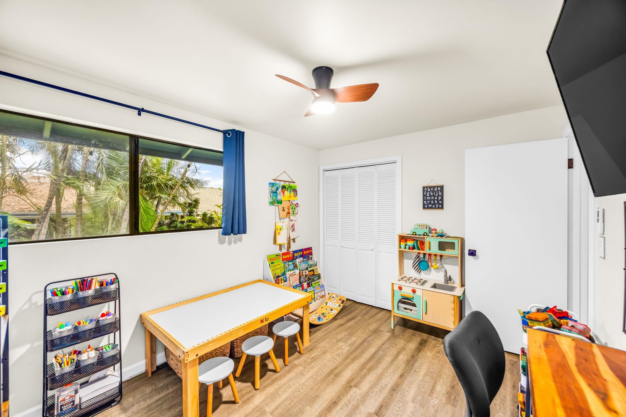 742 Kekona Pl Property Photo 26