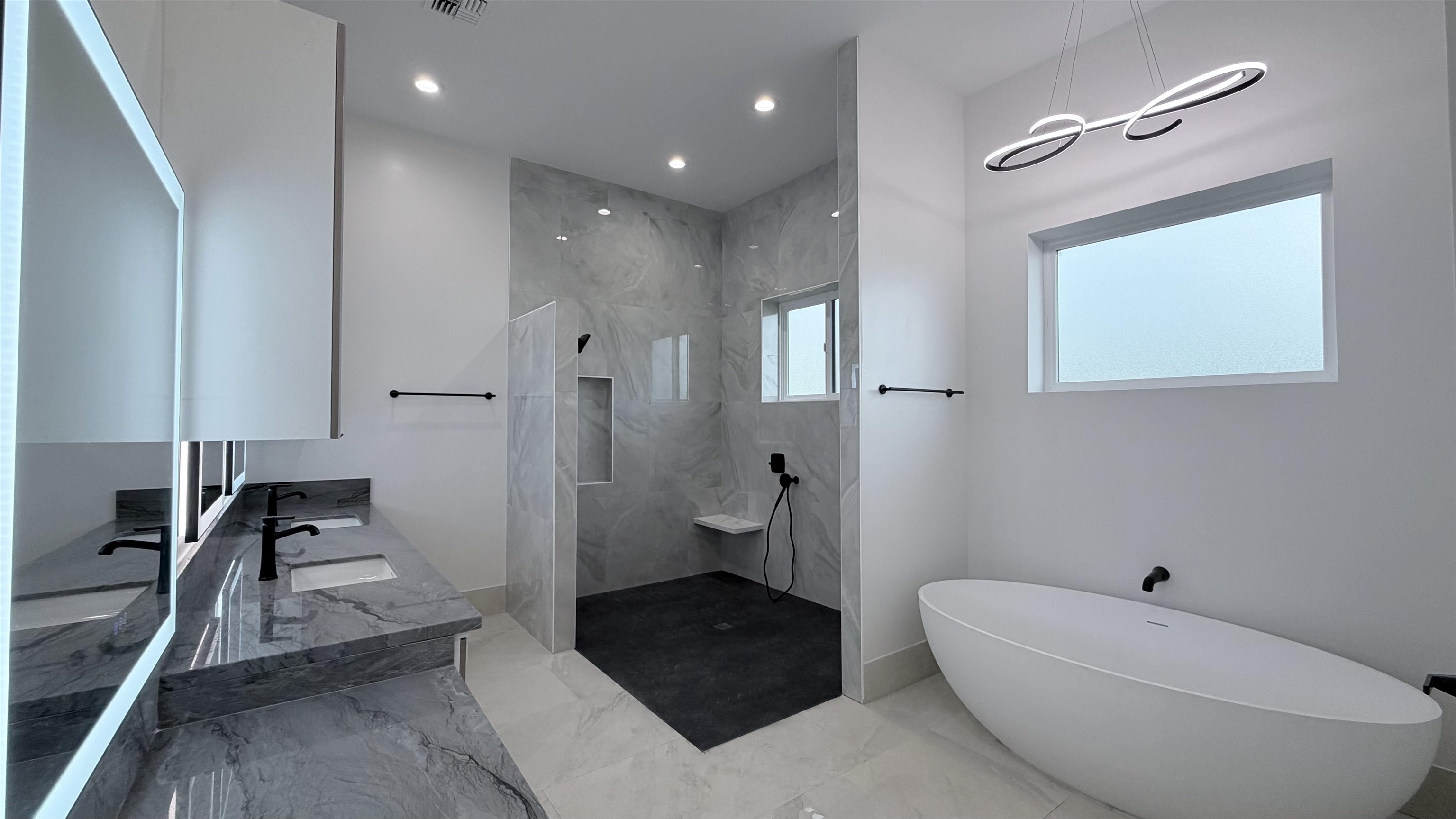 173 Huahua Pl Property Photo 12
