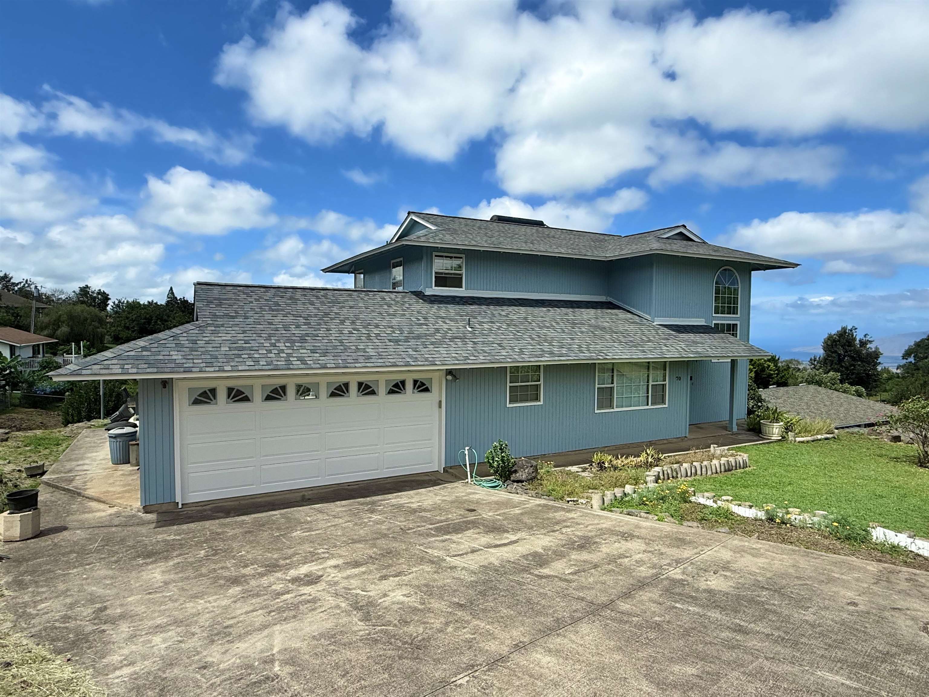 70 Akea Pl Property Photo 4