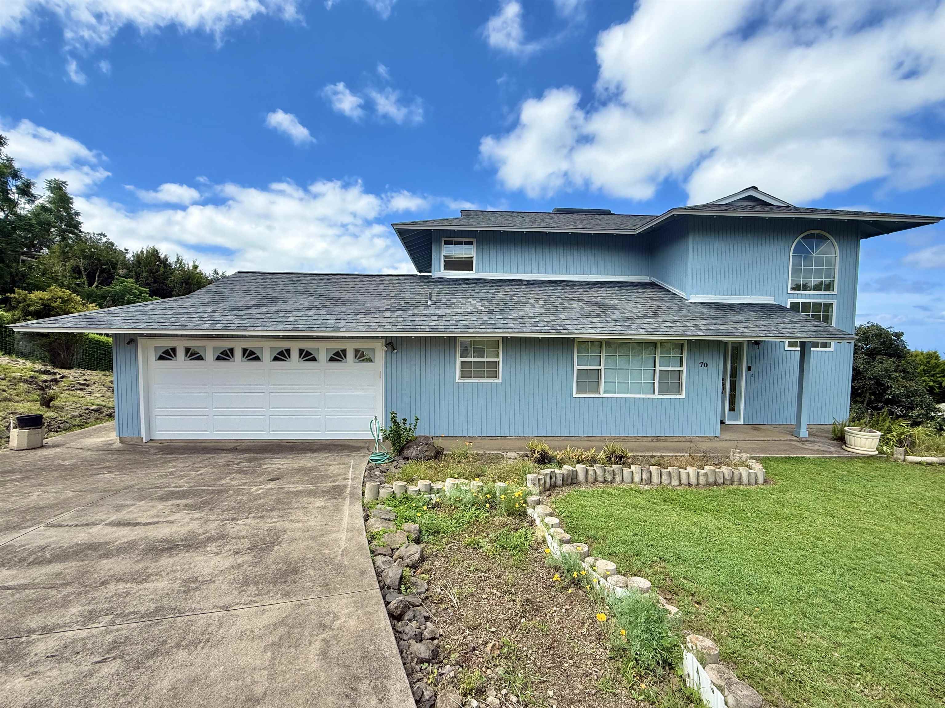 70 Akea Pl Property Photo 5