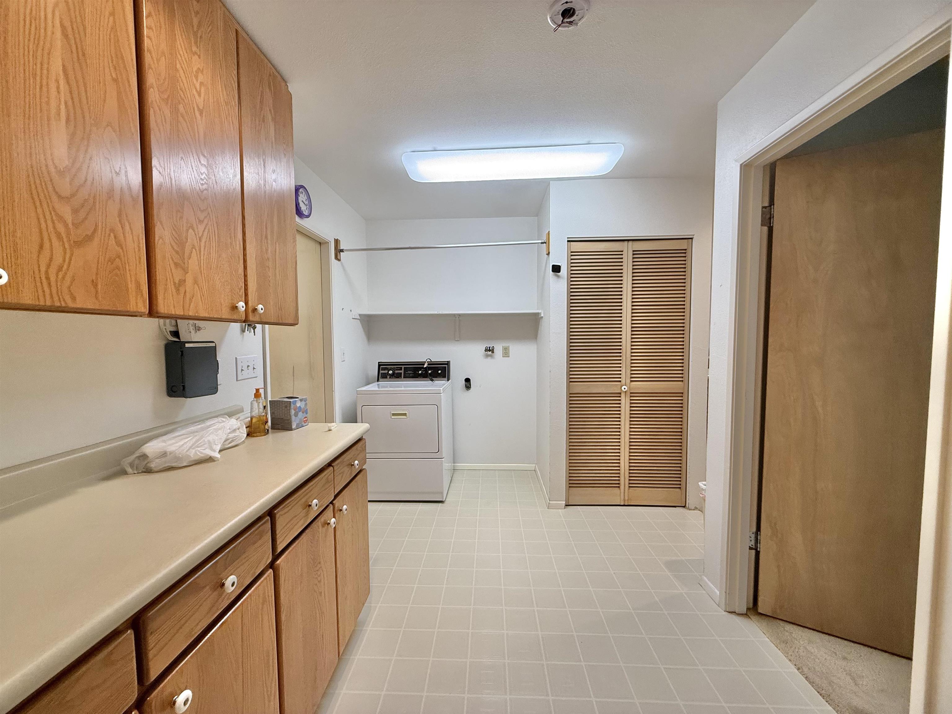 70 Akea Pl Property Photo 25