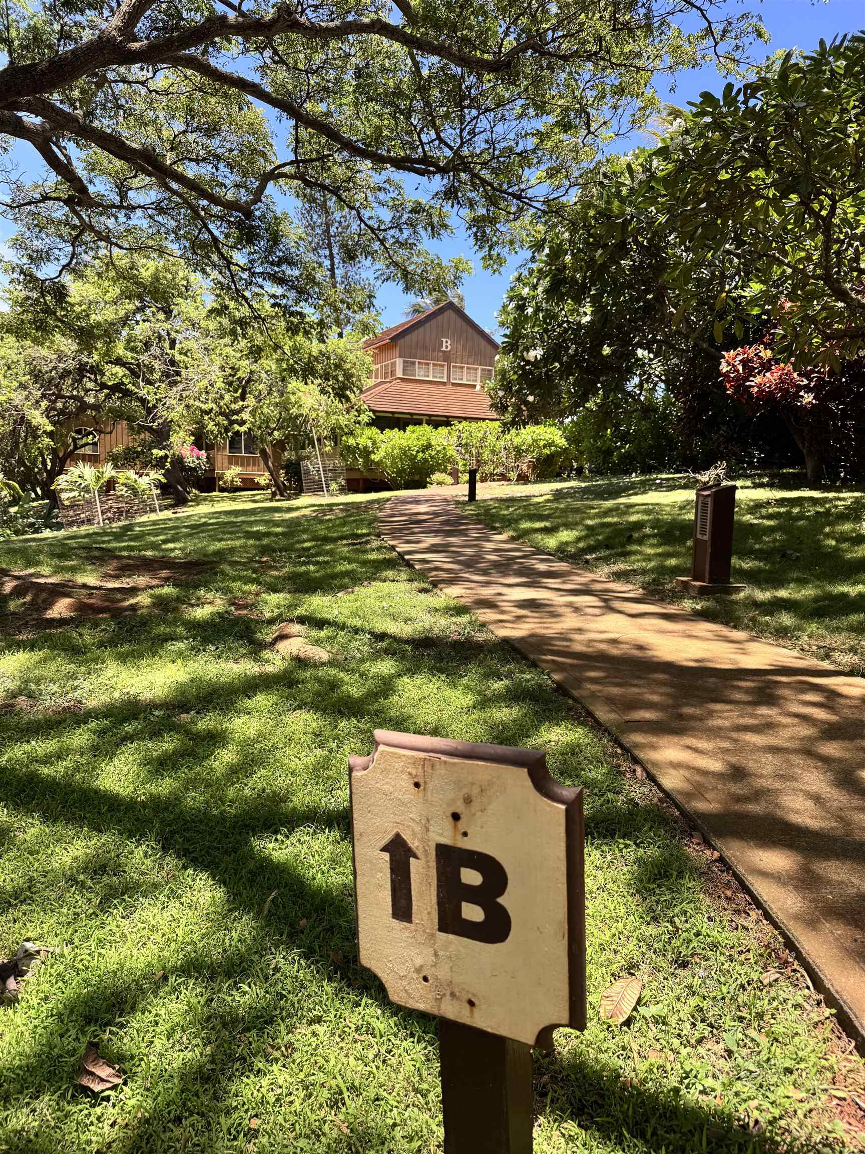 100 Lio Pl Property Photo 1