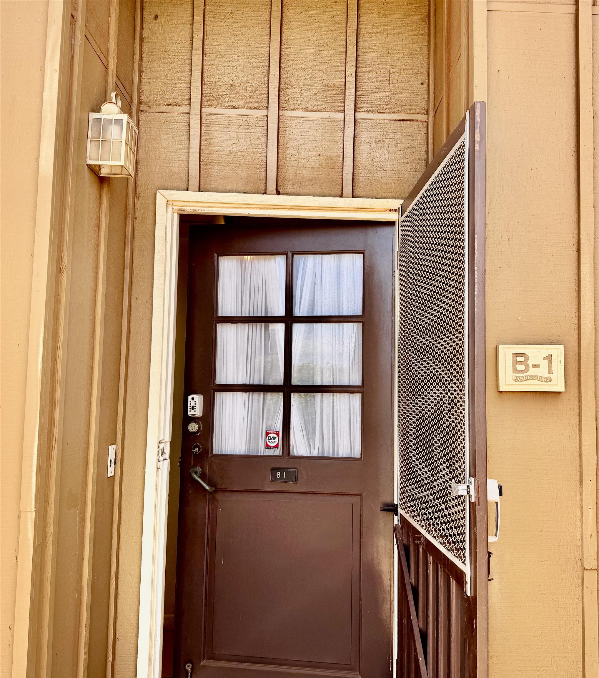 100 Lio Pl Property Photo 2