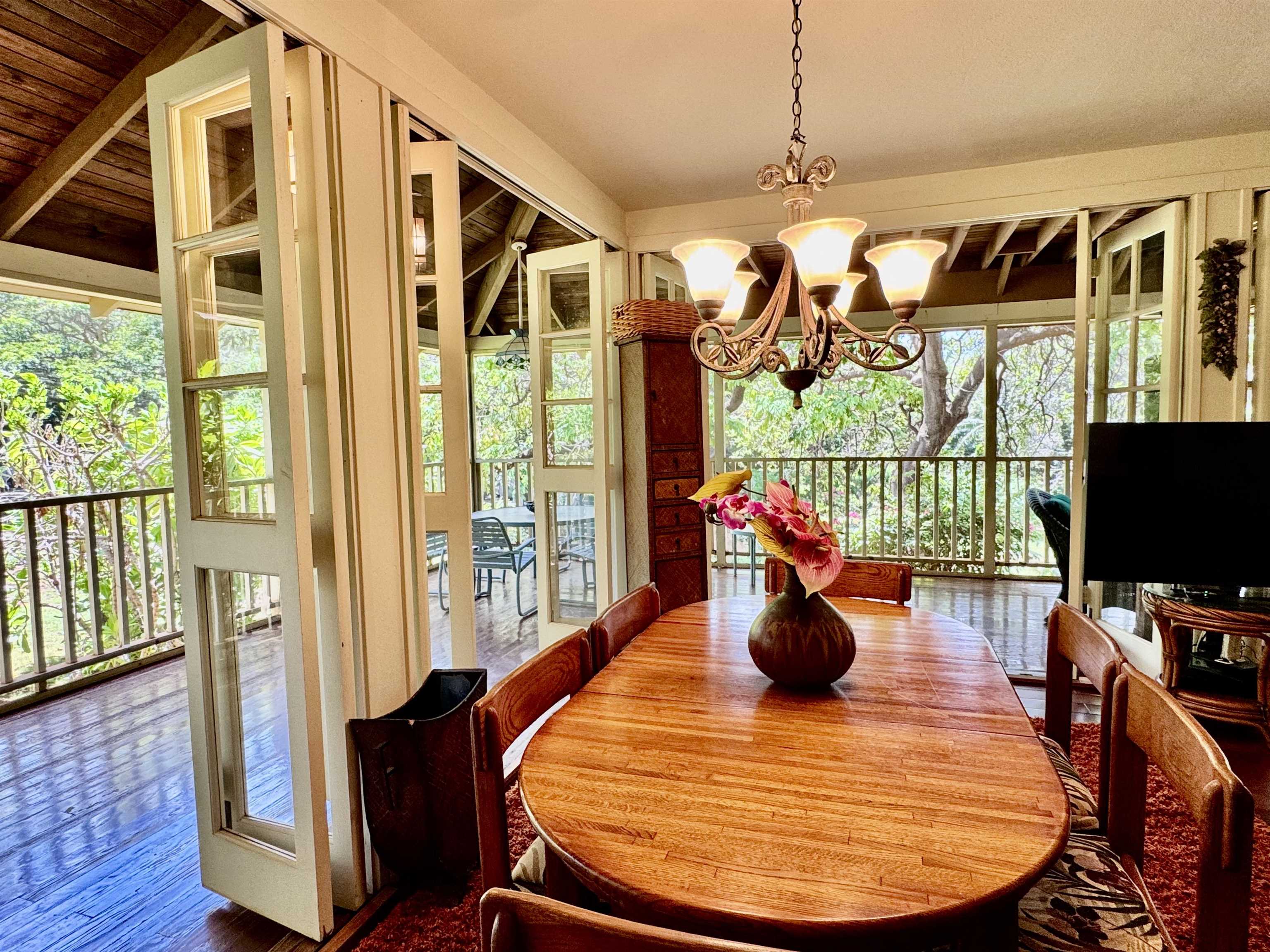 100 Lio Pl Property Photo 6