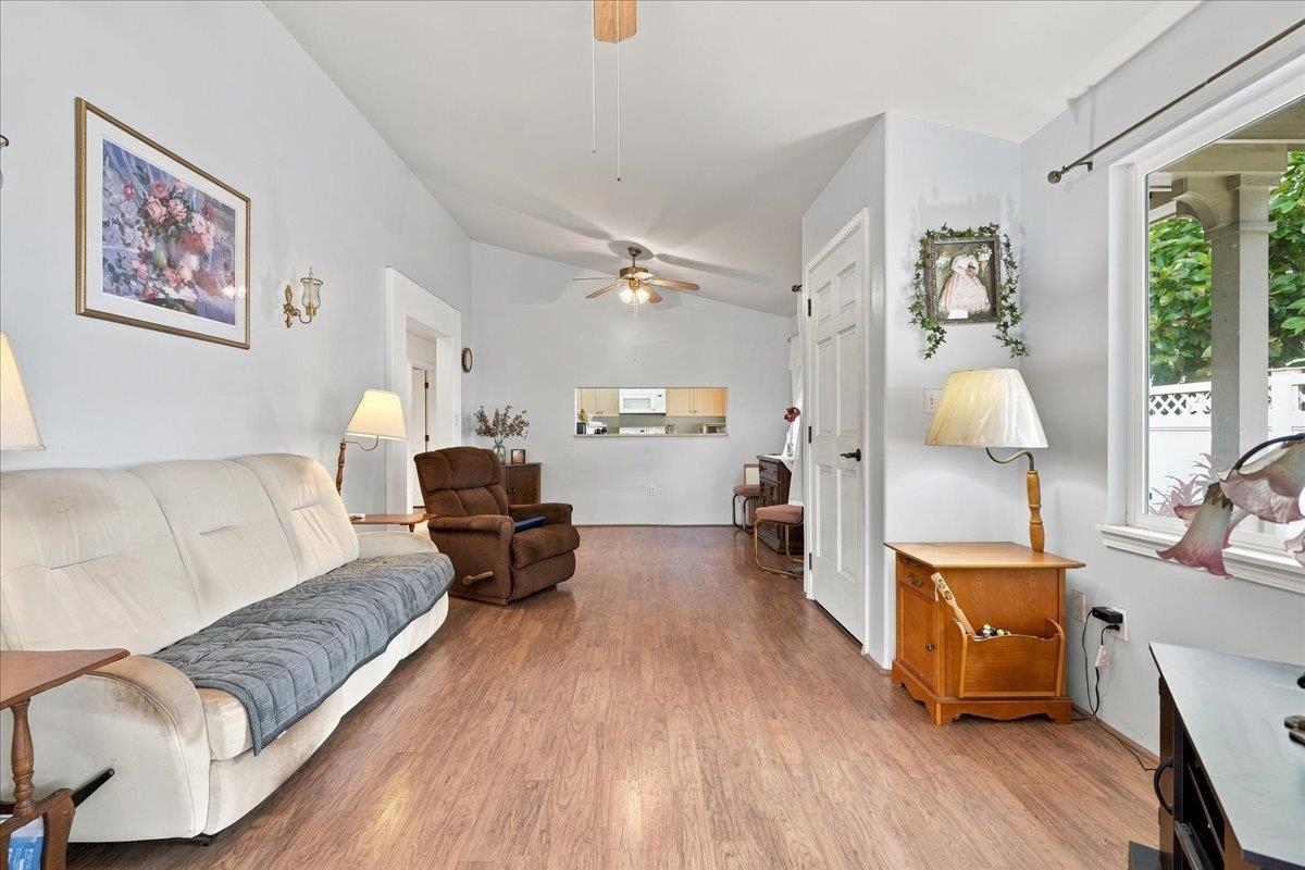 679 Meakanu Ln Property Photo 6