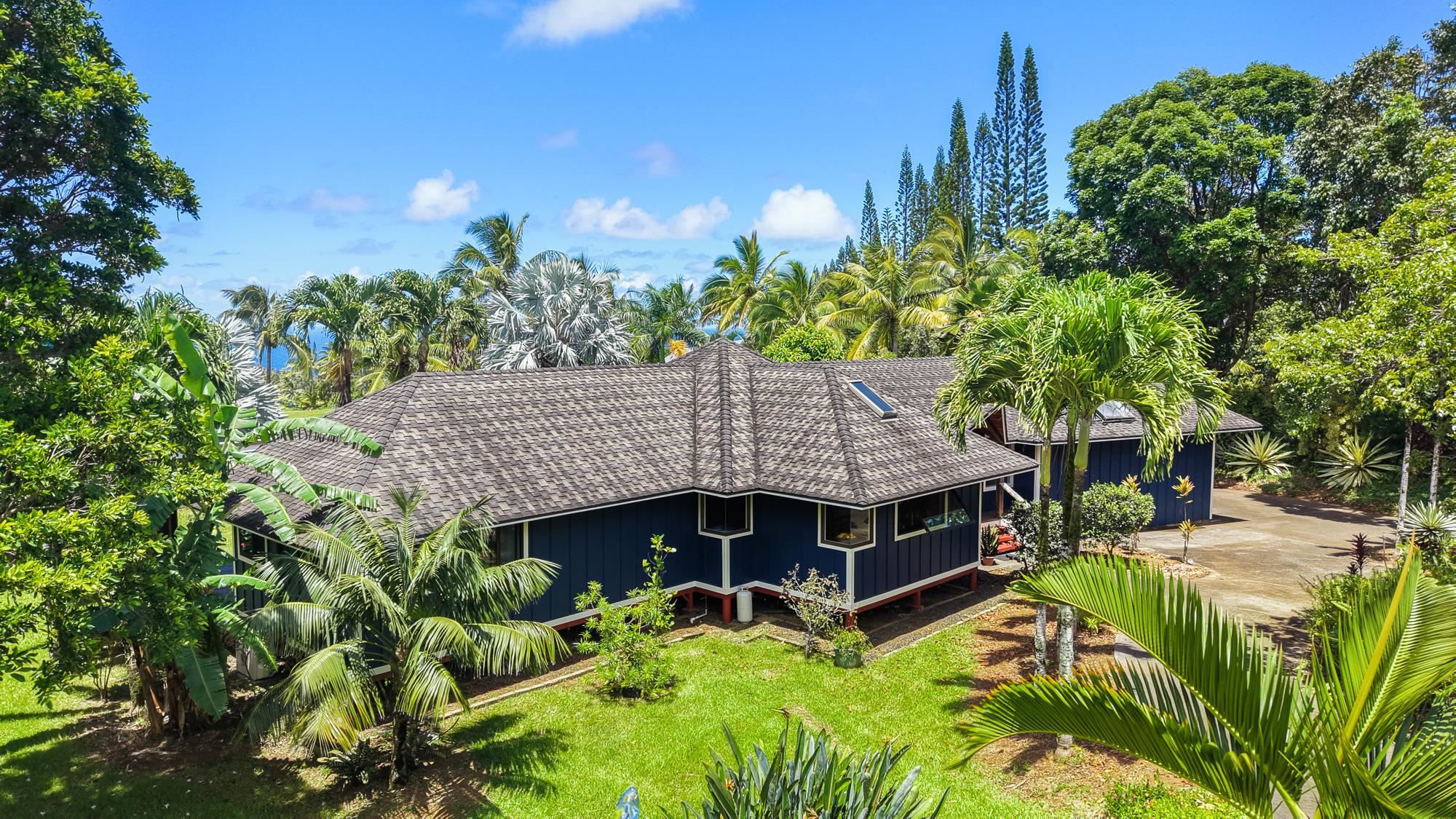 237 Manawai Pl Property Photo 1