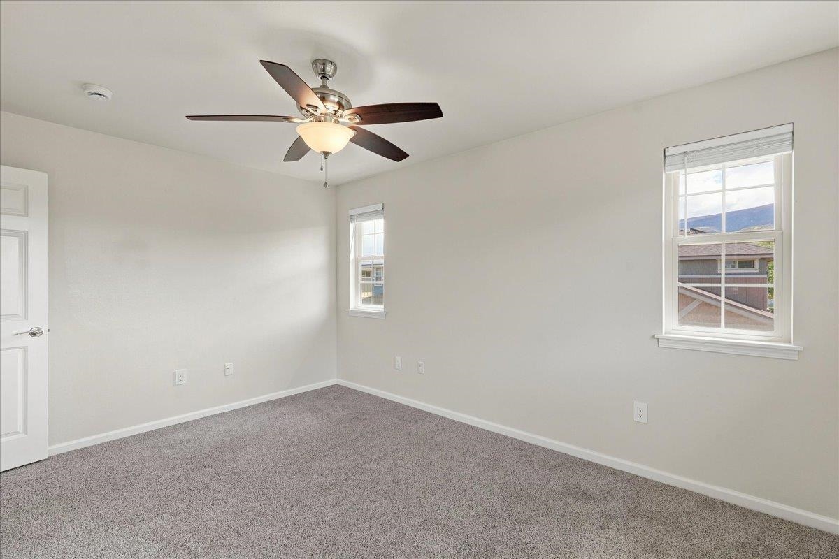 589 Hoe Kawele Ln Property Photo 33