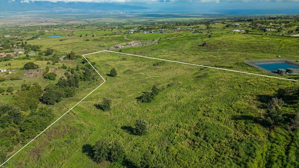 221 Kalelemuku Pl Property Photo 3