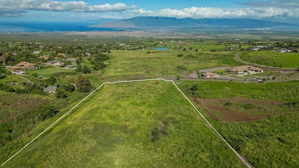 221 Kalelemuku Pl Property Photo 11