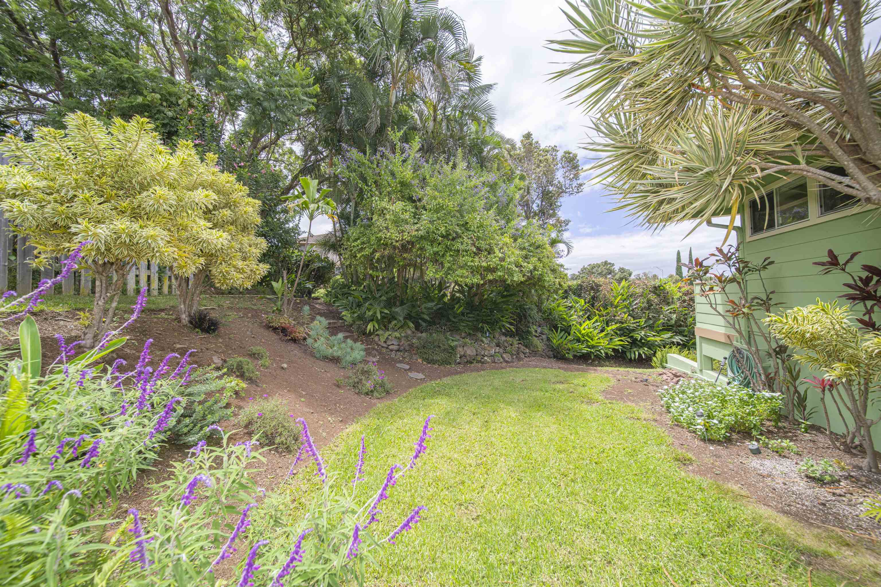 8 Paliuli Pl Property Photo 8