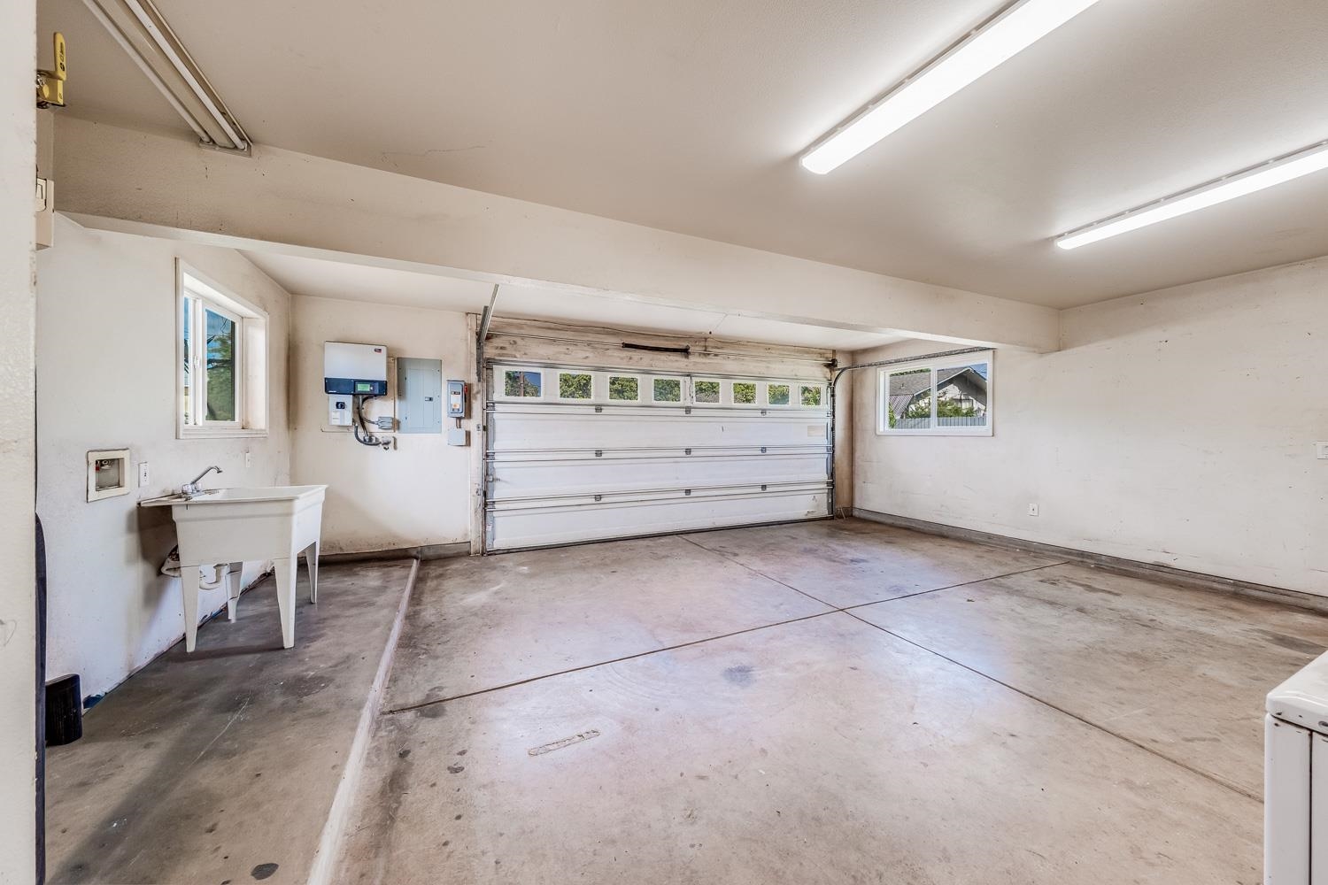 296 Kenolio Rd Property Photo 30