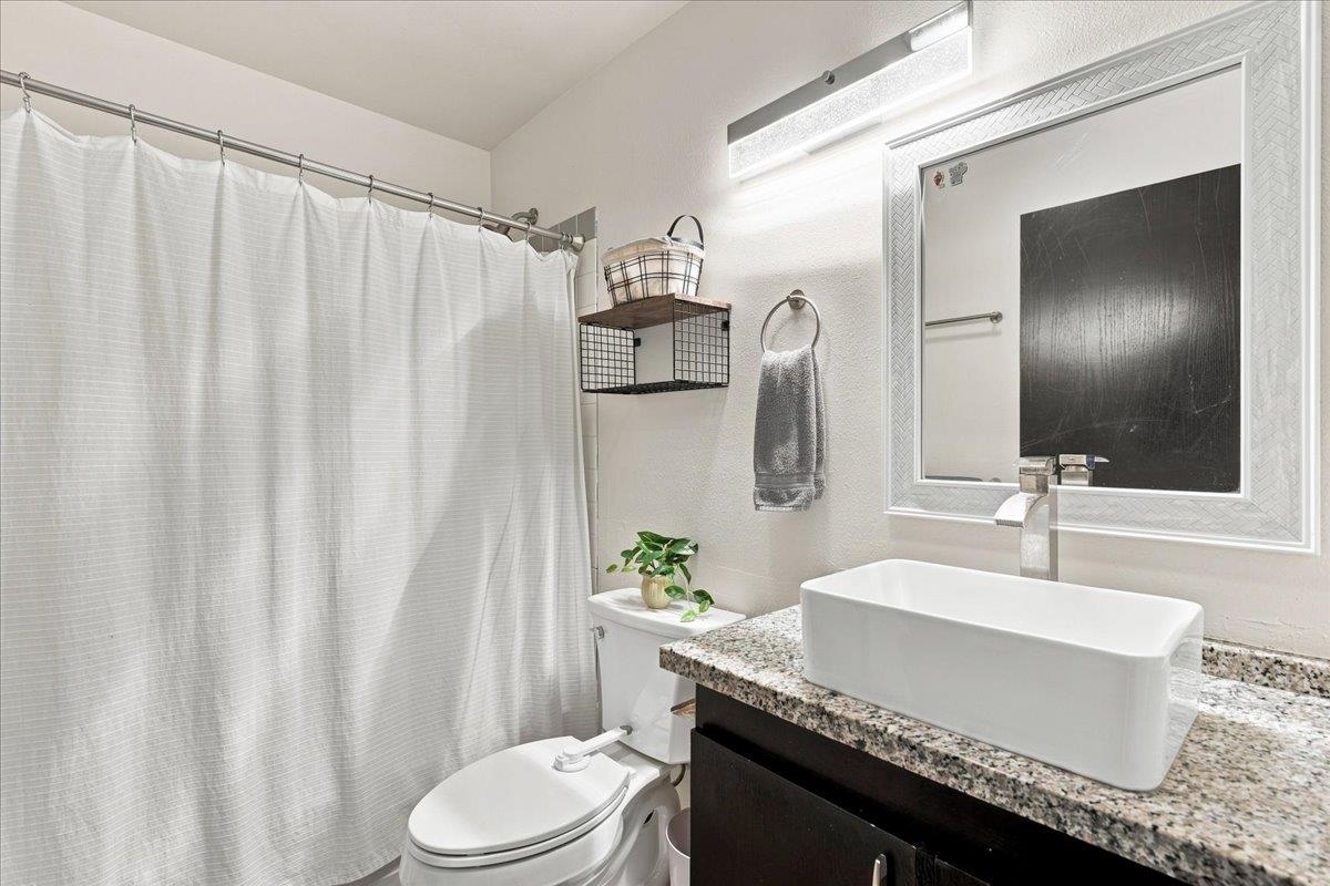51 Kopi Ln Property Photo 13