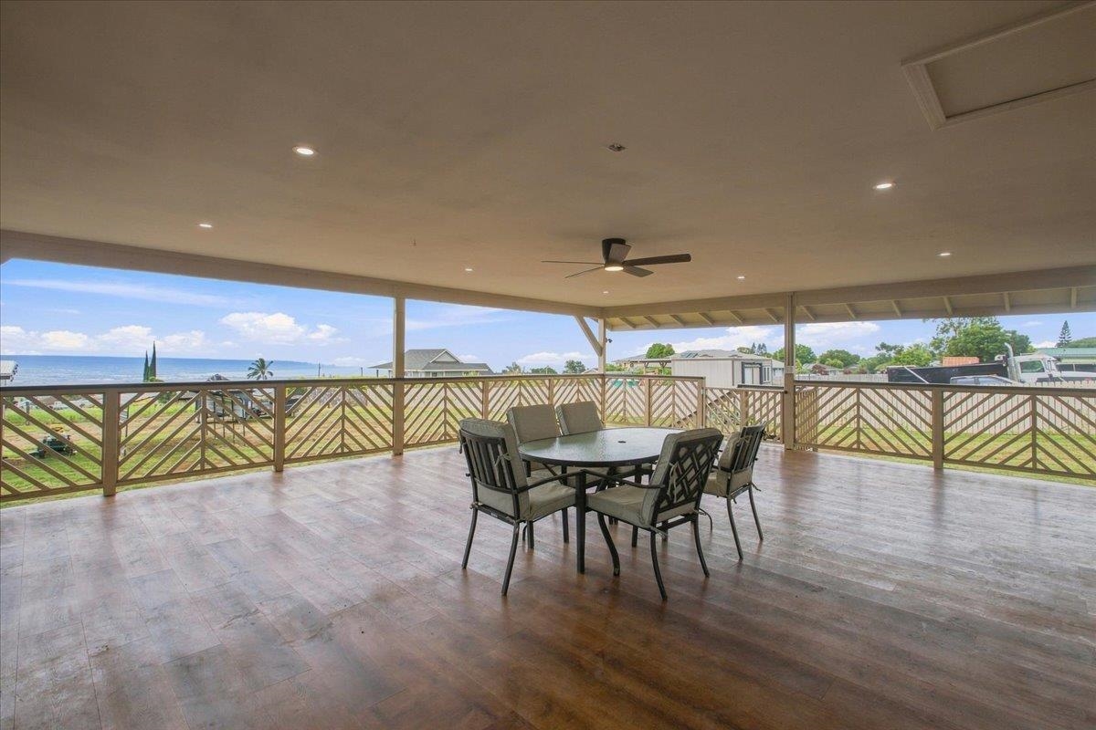 284 Alalani St Property Photo 22