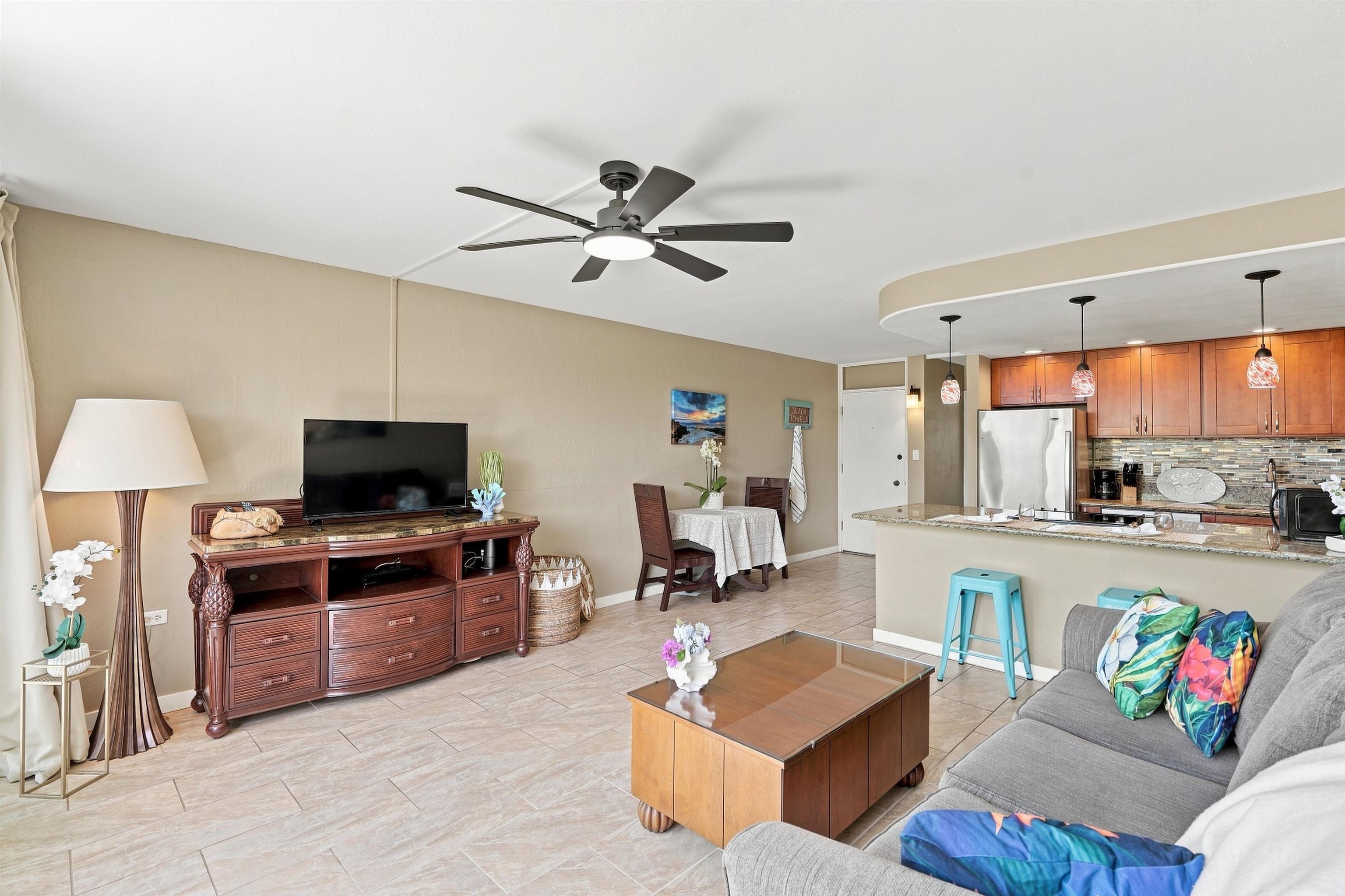 120 Hui Rd F Property Photo 4