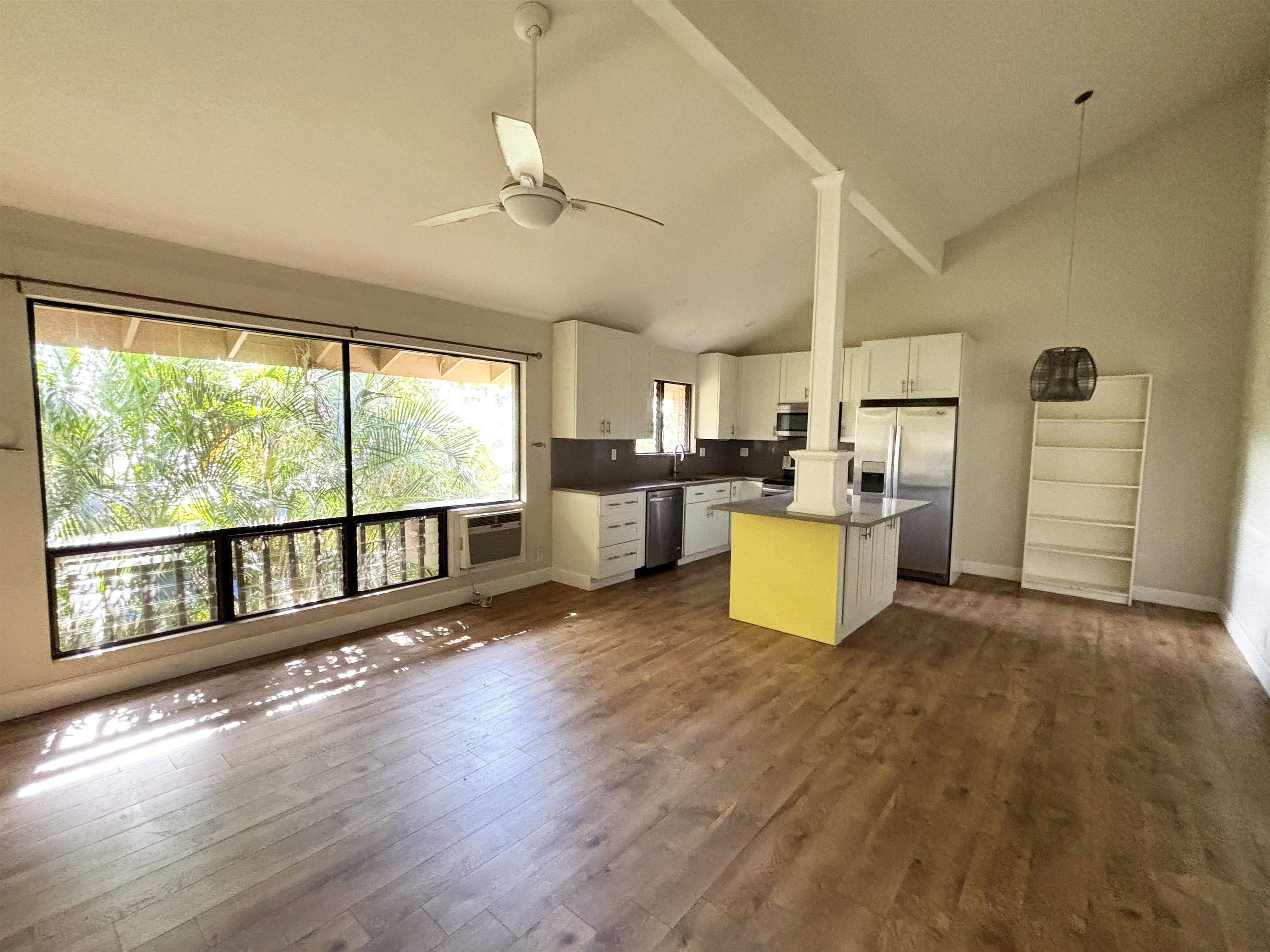 410755 Property Photo 3