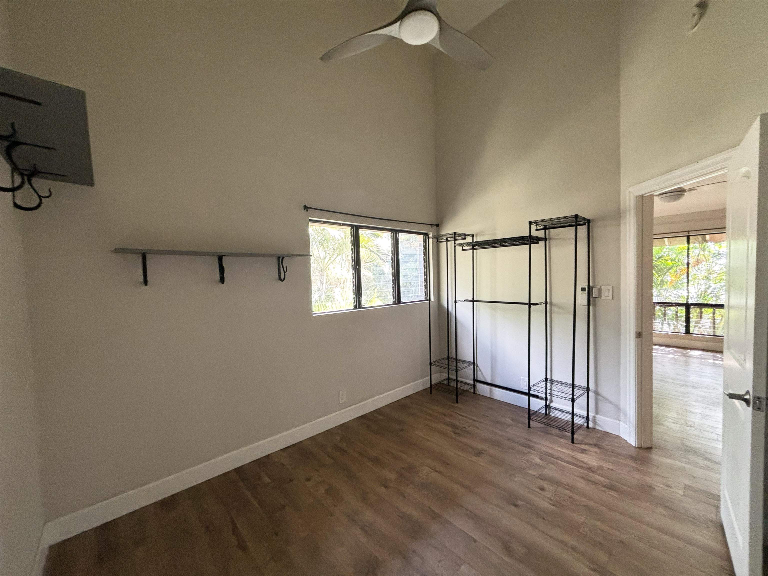 410755 Property Photo 12