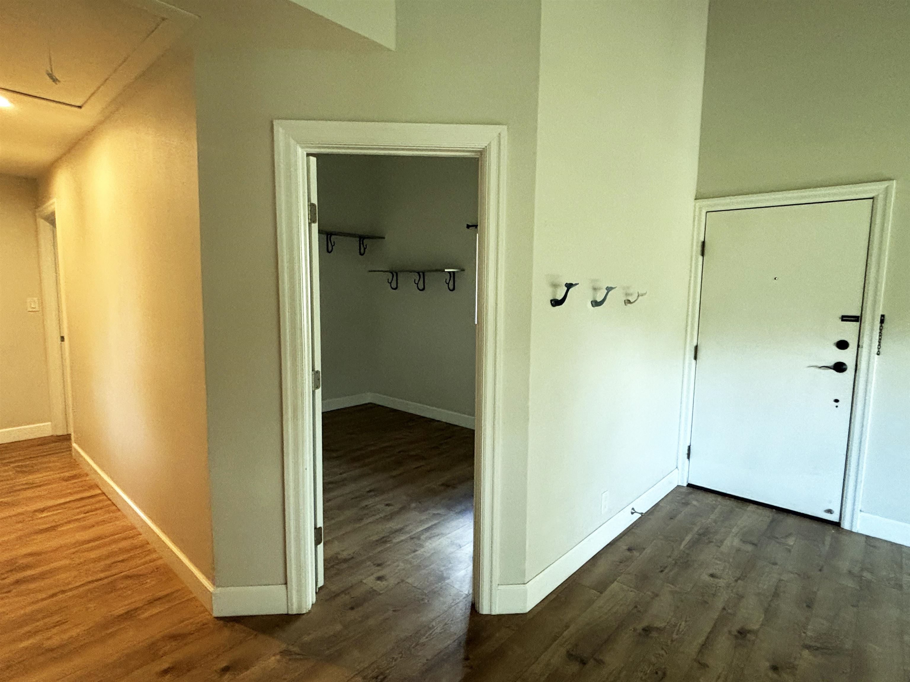 410755 Property Photo 13