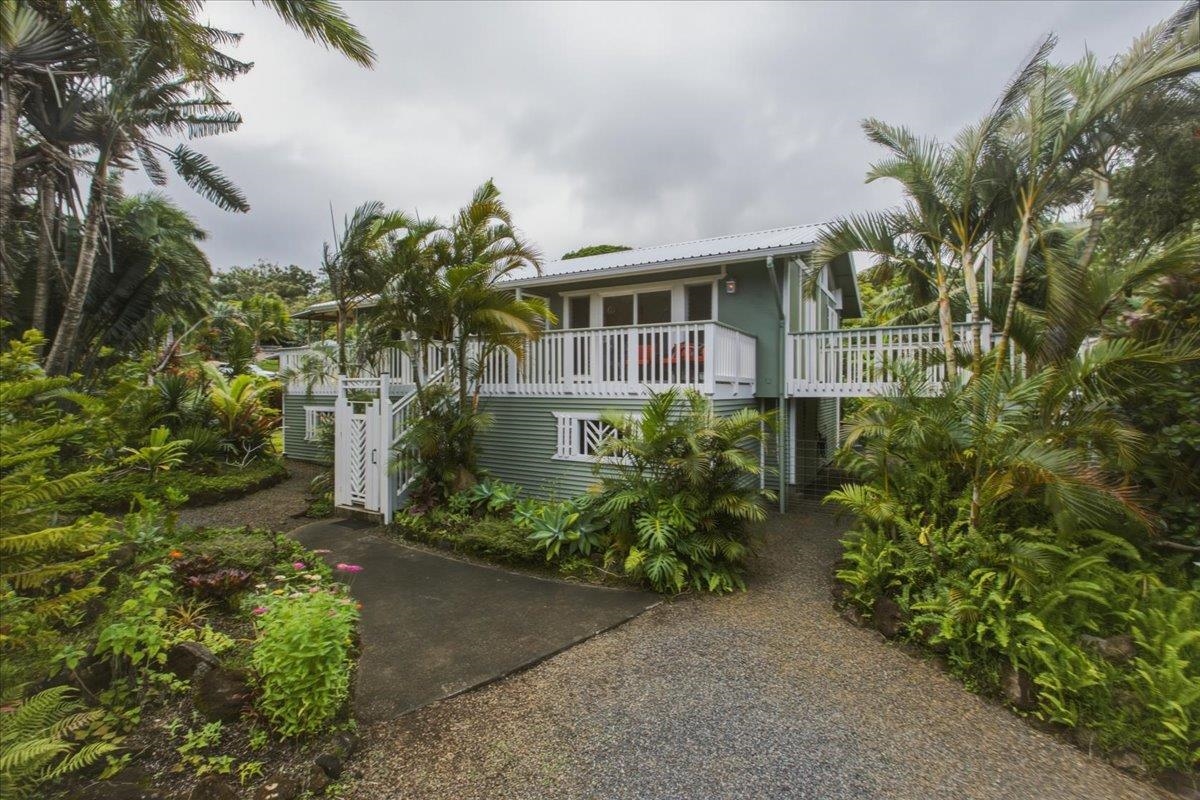 57 S Honokala Rd Property Photo 4