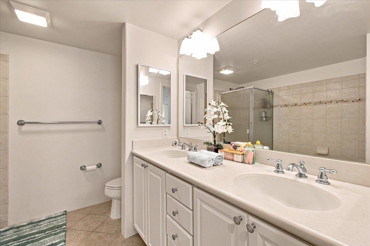 1233 Limahana Cir Property Photo 19