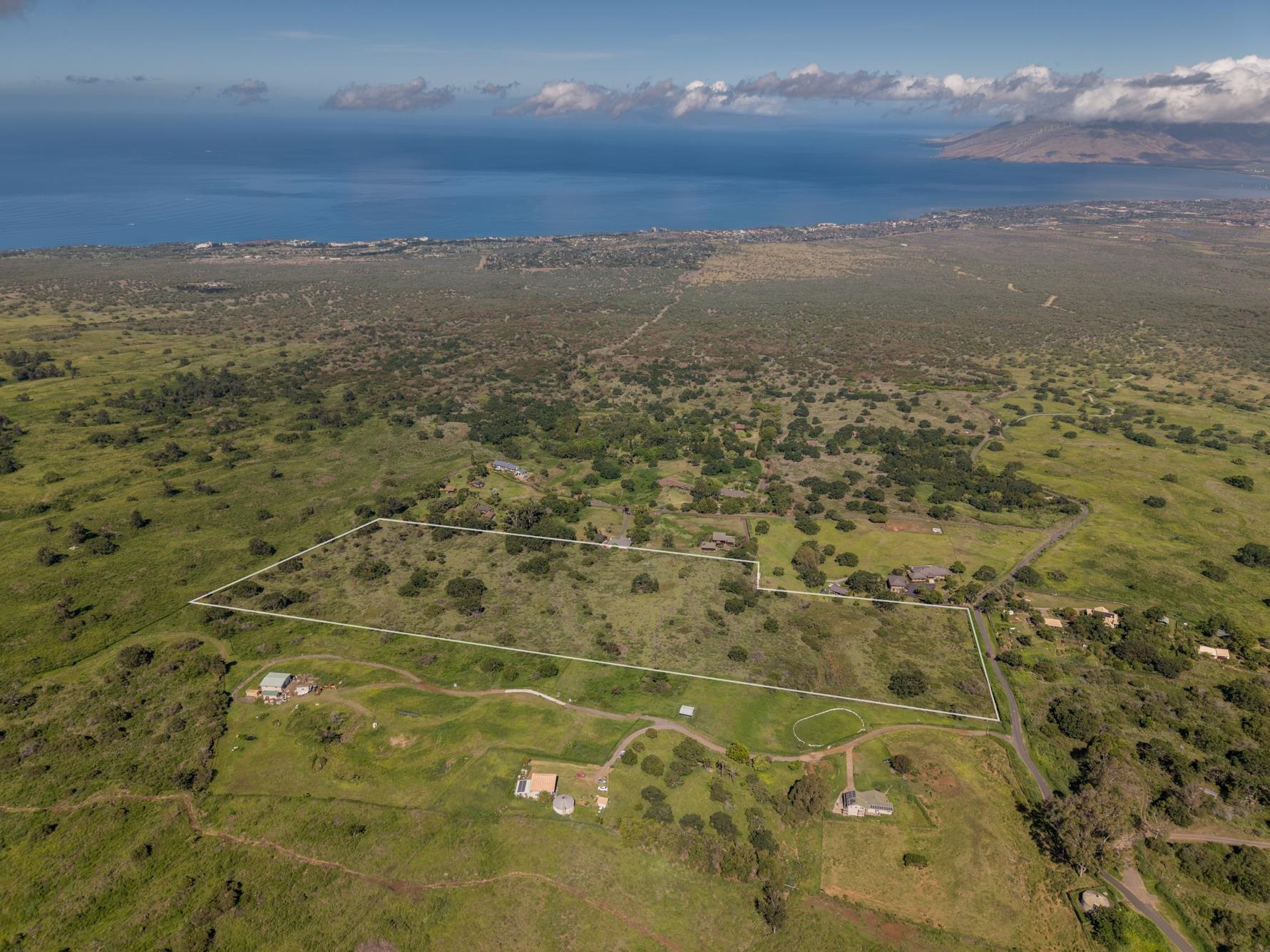 275 Kealakapu Rd Property Photo 13