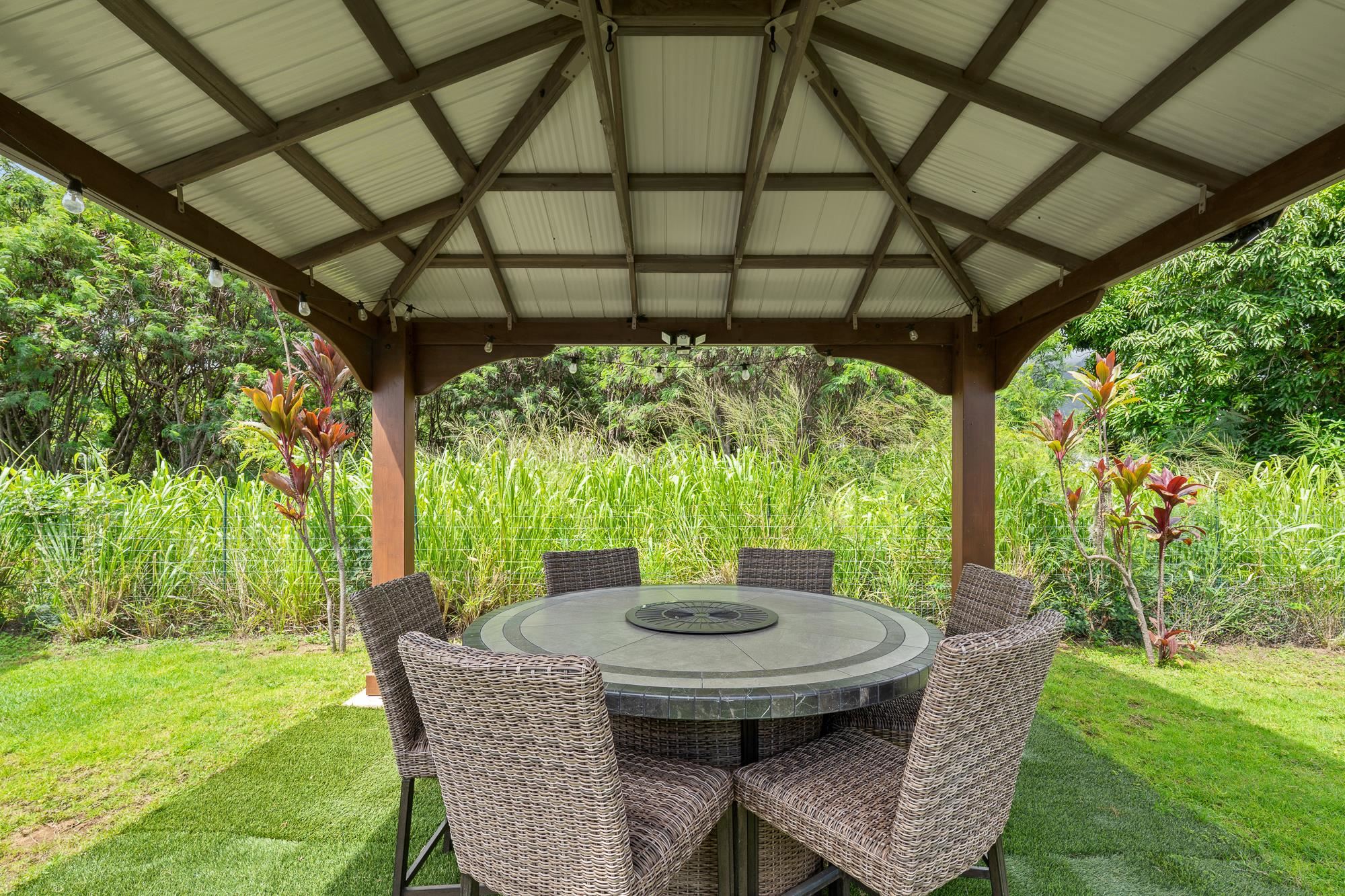 1891 Makahala Pl Property Photo 19