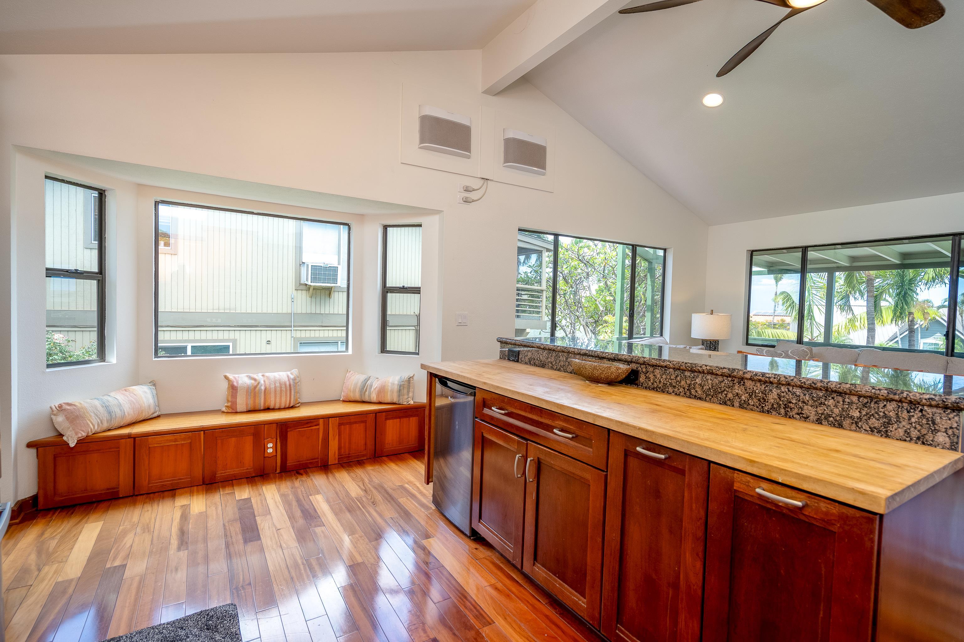 2627 Lioholo St Property Photo 6