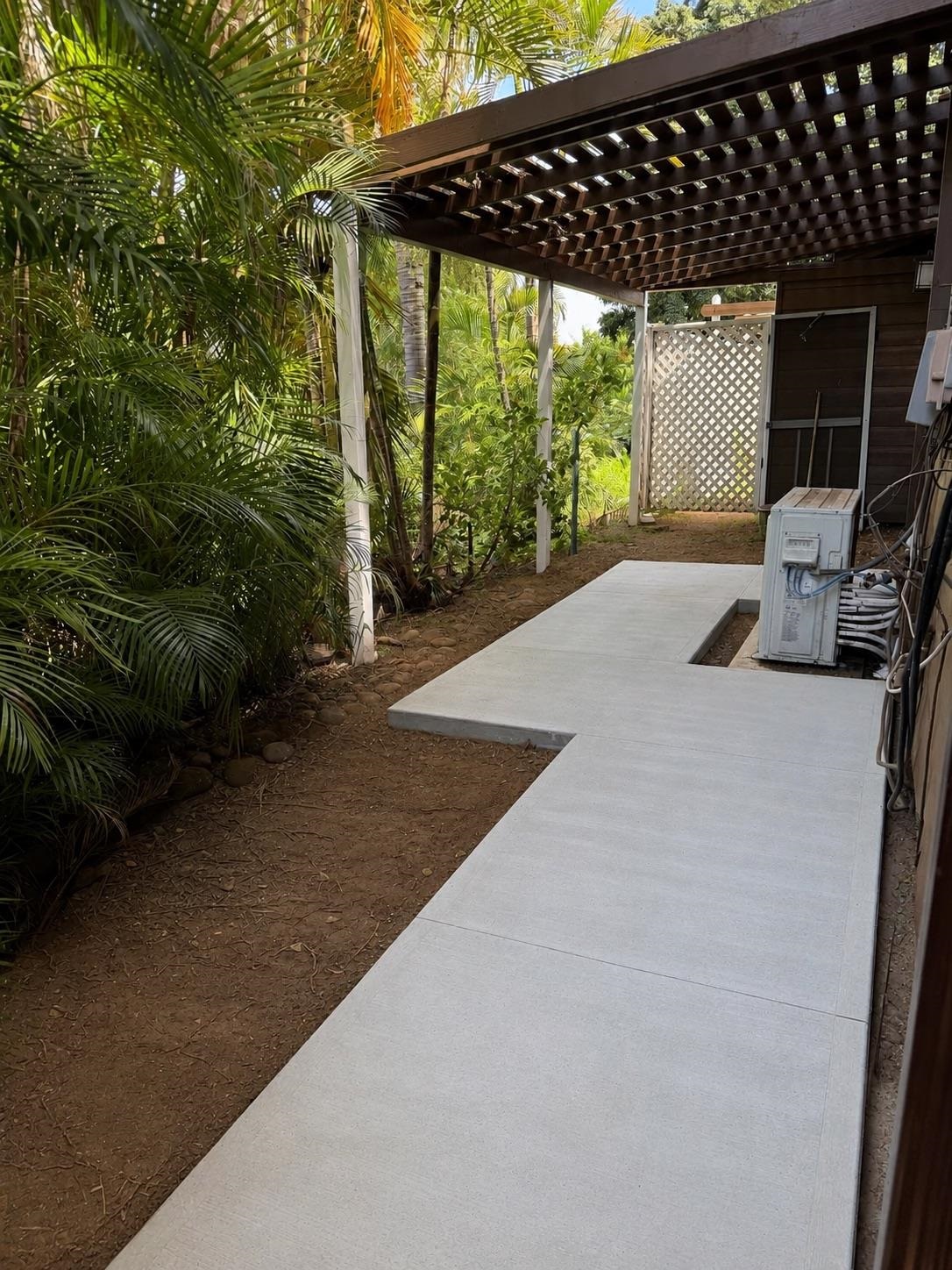 277 Keonekai Rd Property Photo 4