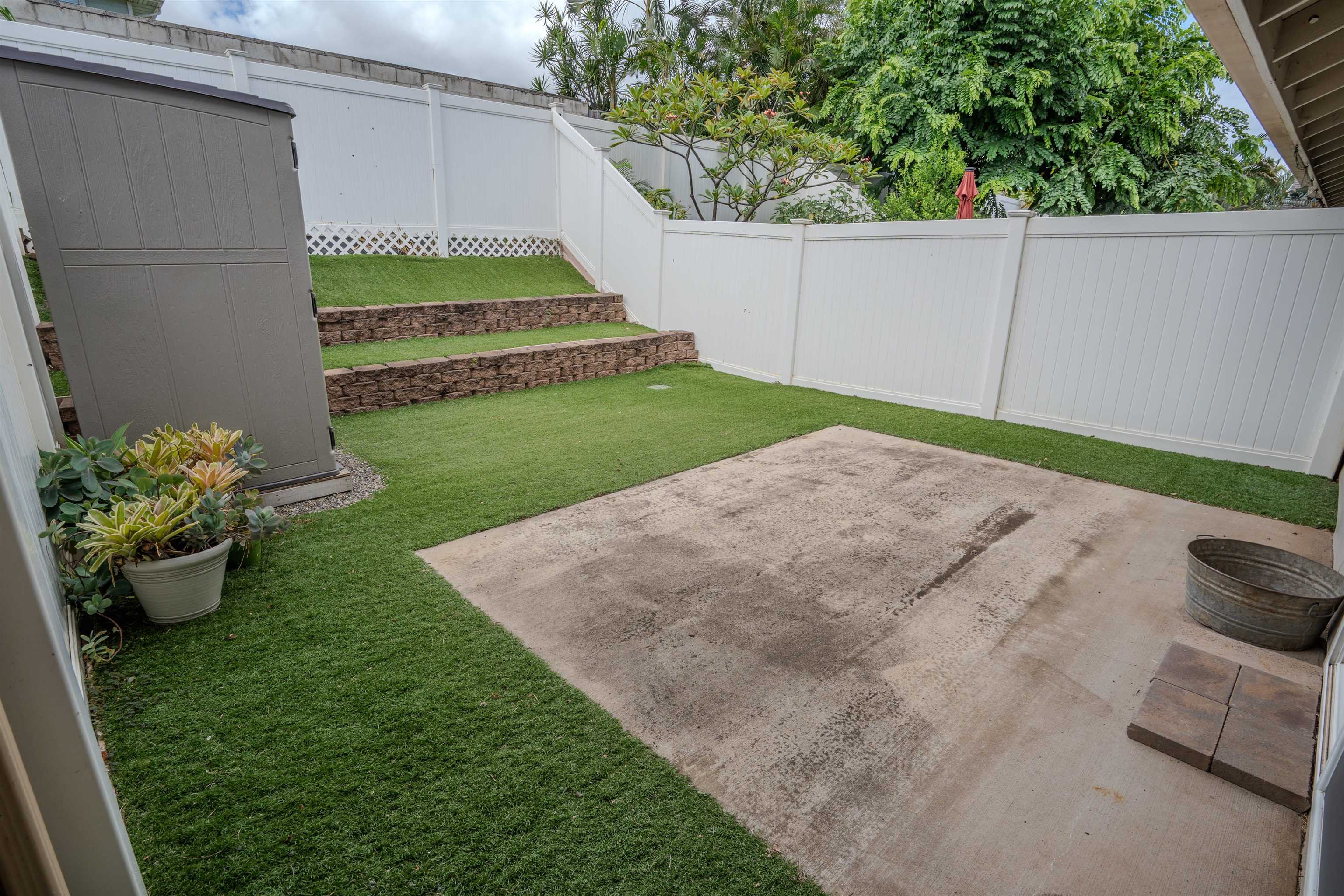 668 Meakanu Ln Property Photo 14