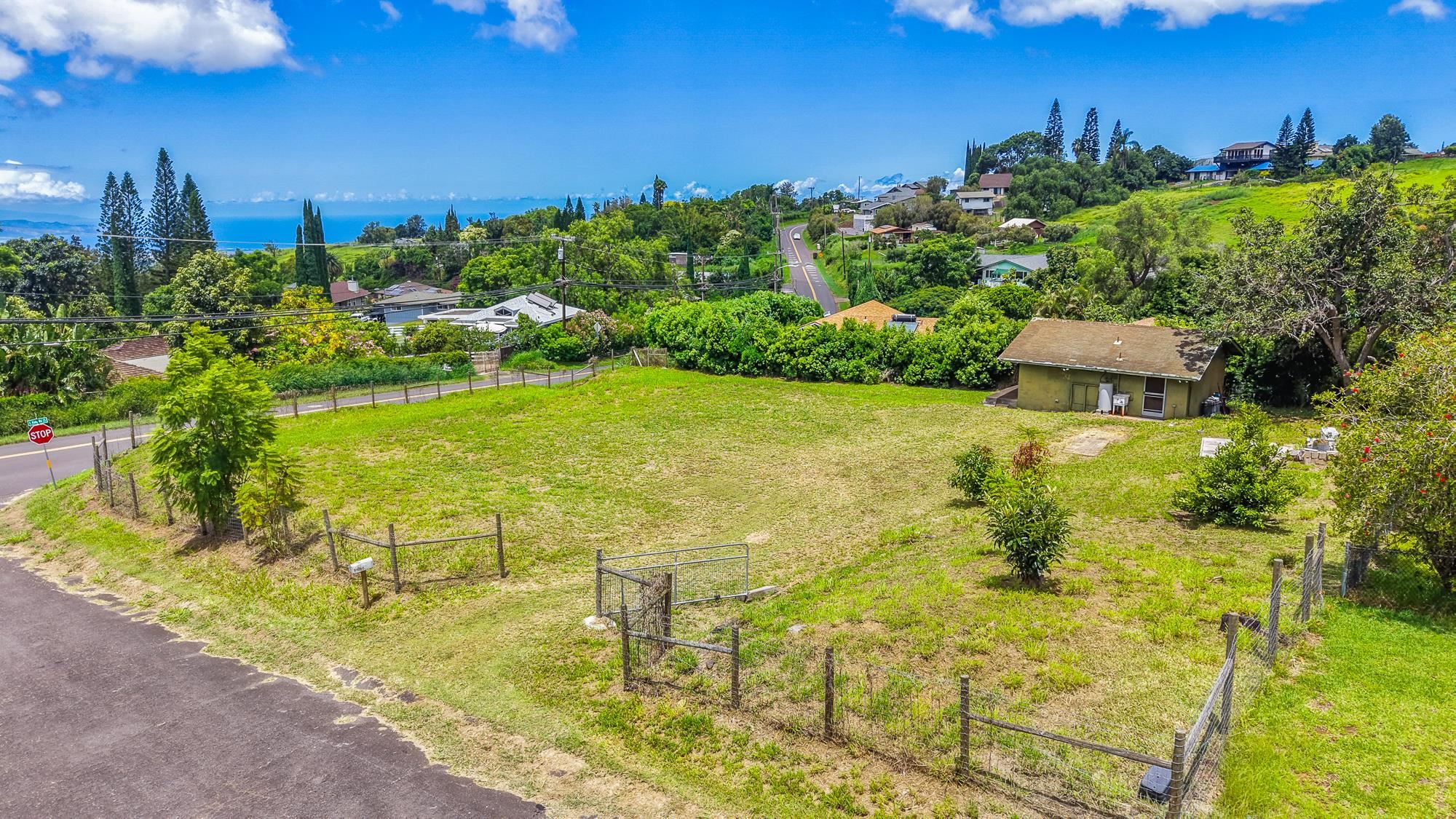 11 Akea Pl Property Photo 13