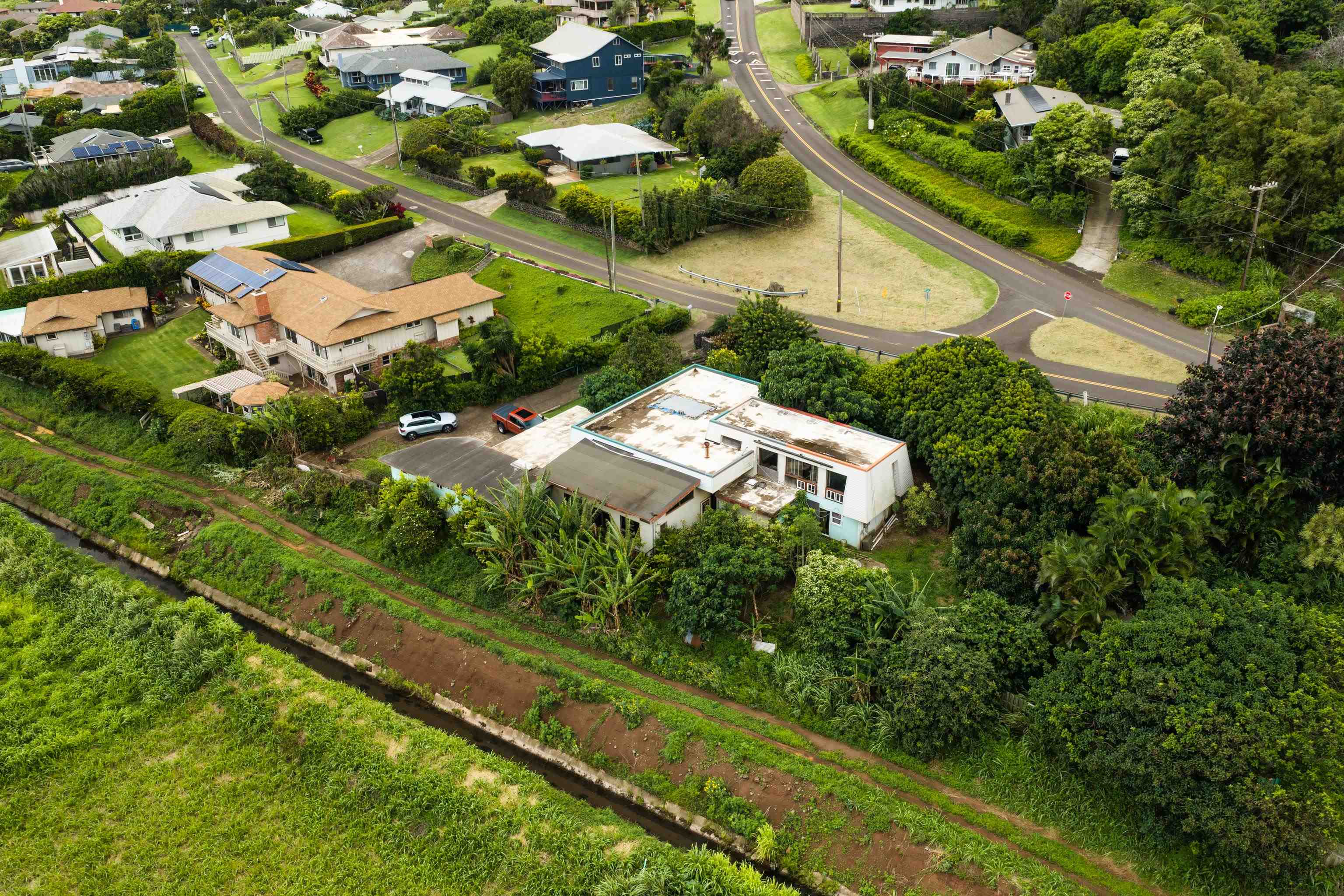 401 Palani Pl Property Photo 3