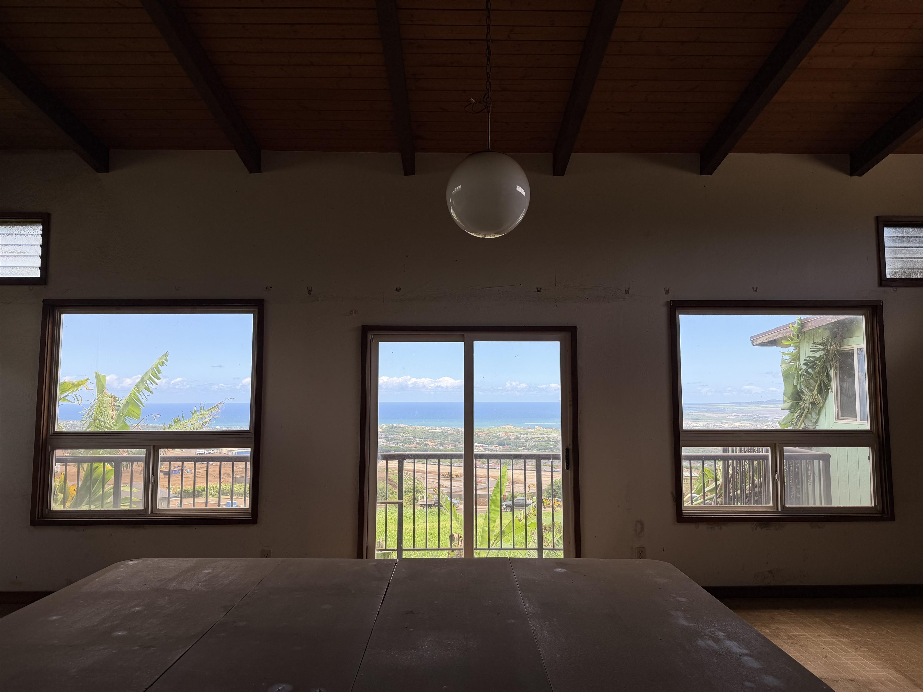 401 Palani Pl Property Photo 6