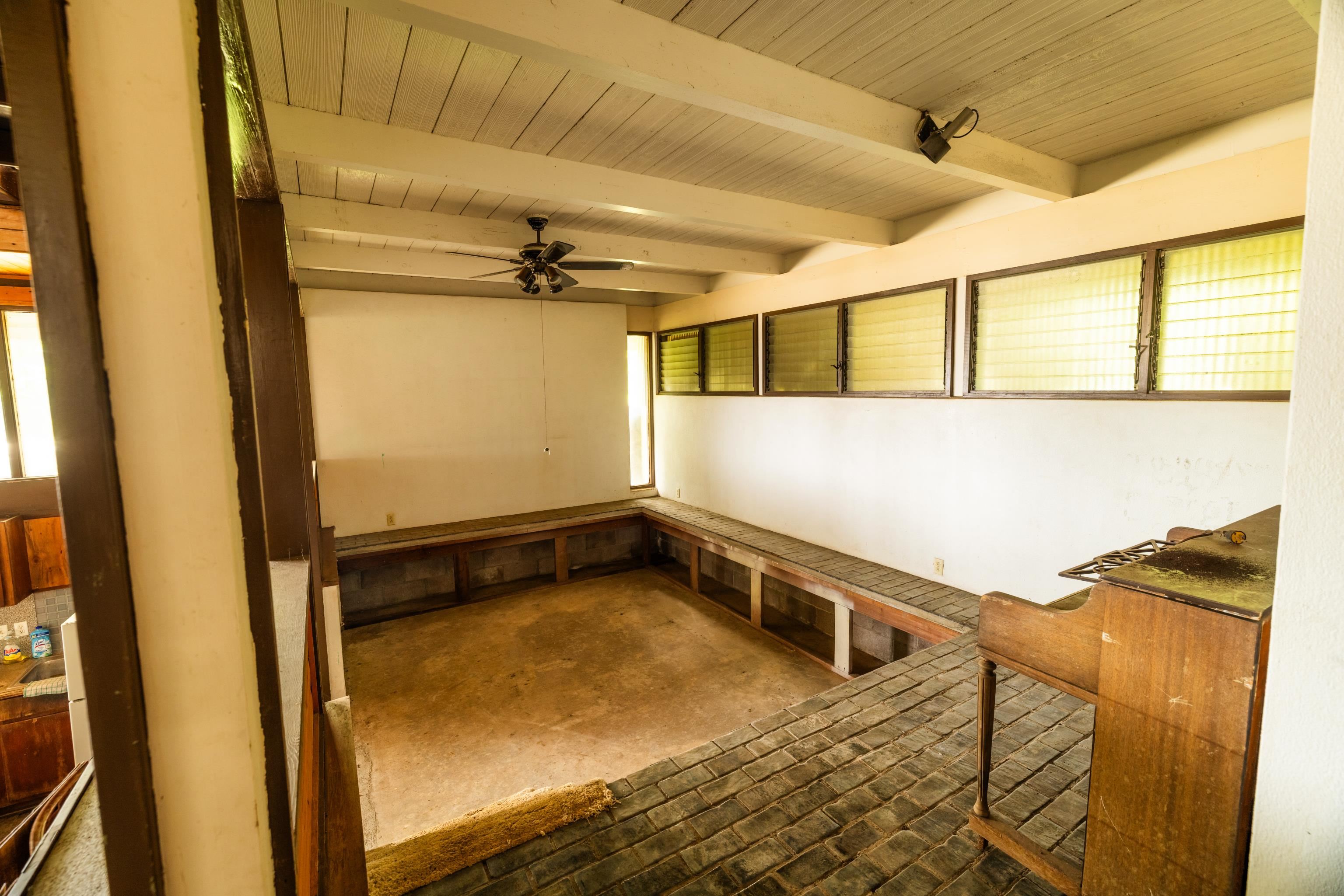 401 Palani Pl Property Photo 13