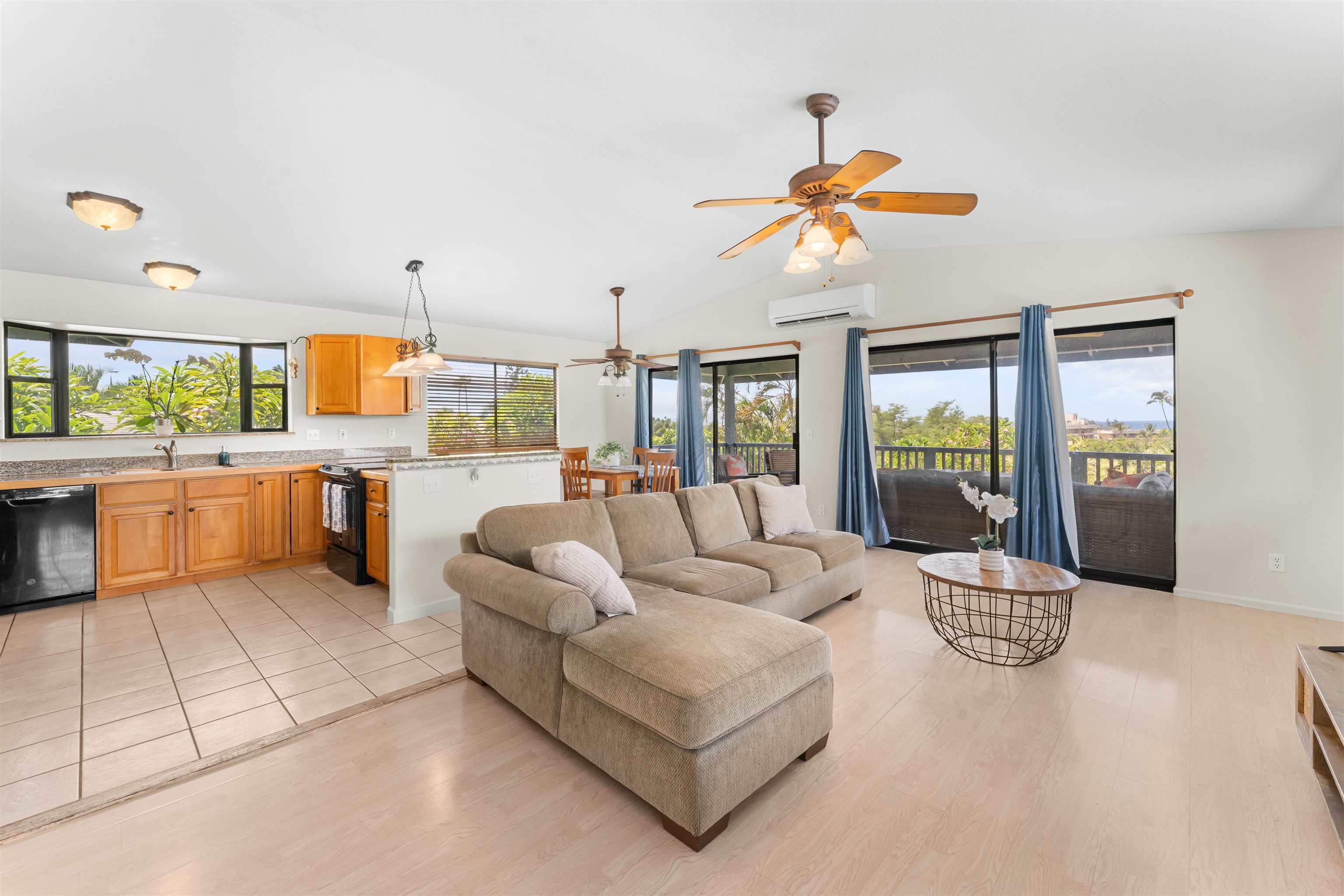 2556 Omiko Pl Property Photo 2