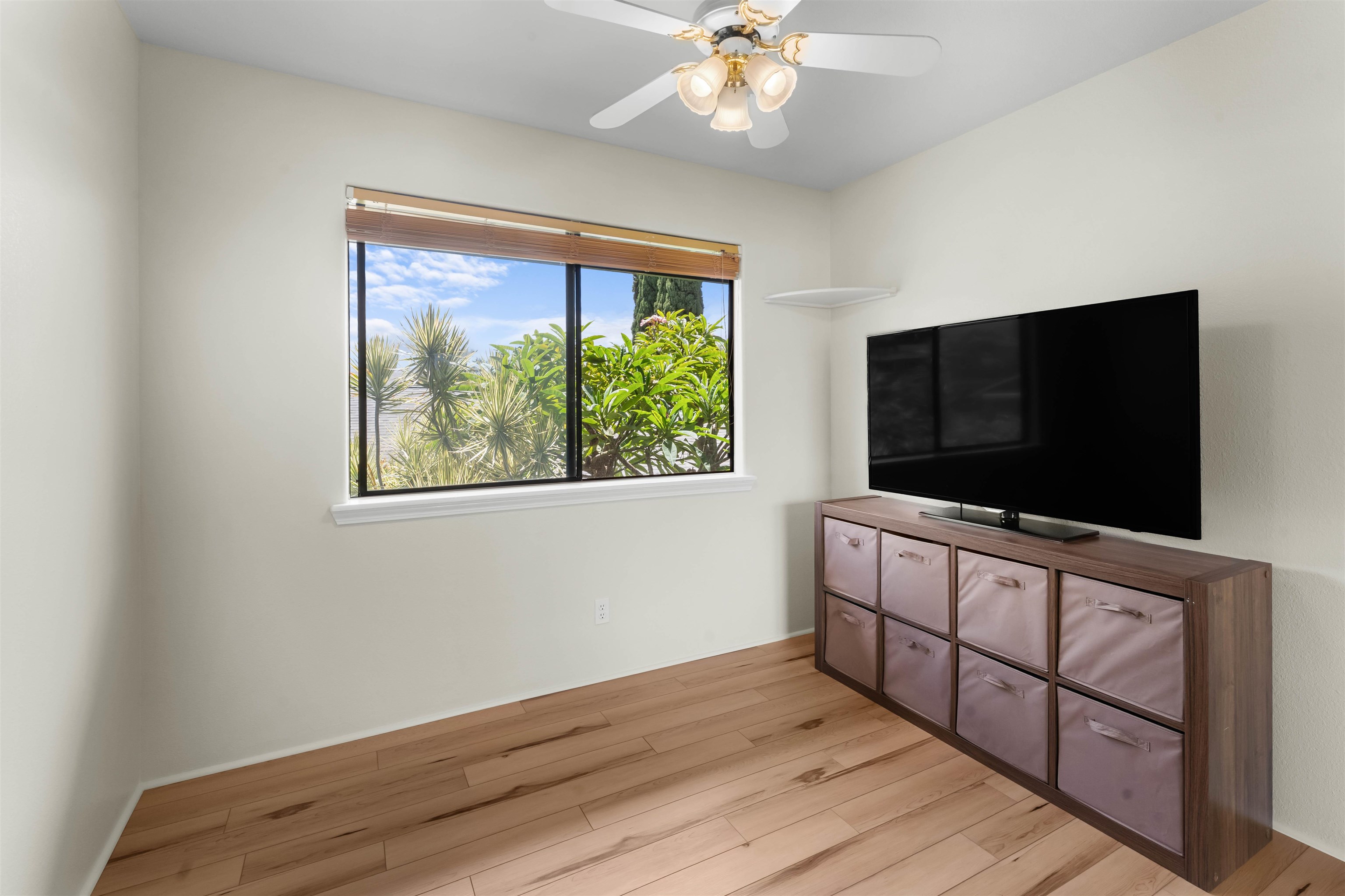 2556 Omiko Pl Property Photo 8