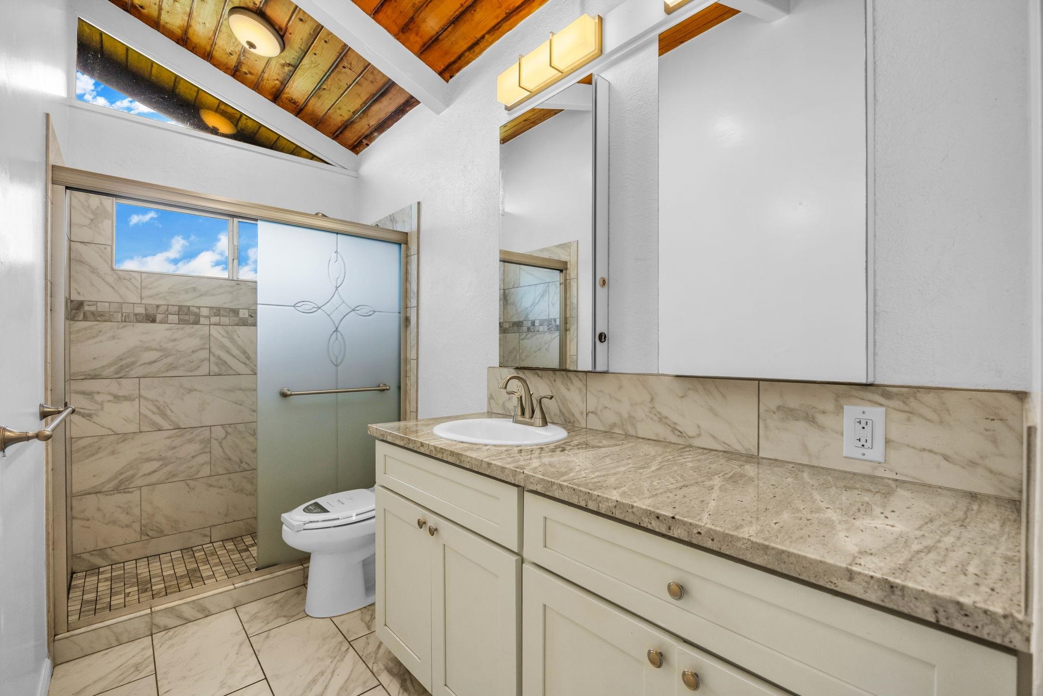818 Kumulani Dr Property Photo 40