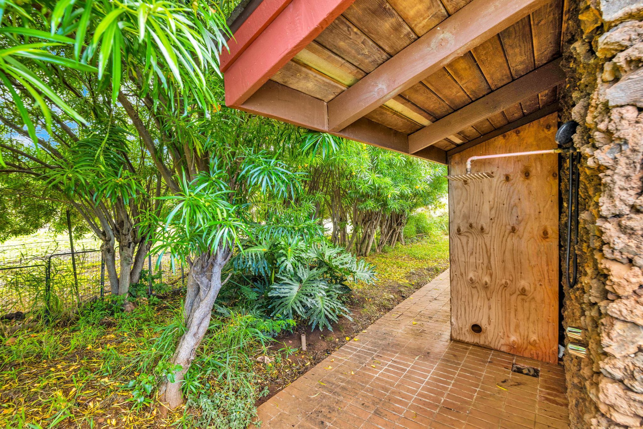 818 Kumulani Dr Property Photo 46