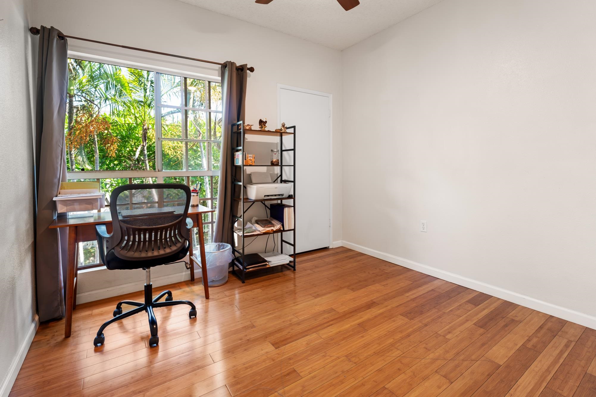 160 Keonekai Rd Property Photo 7