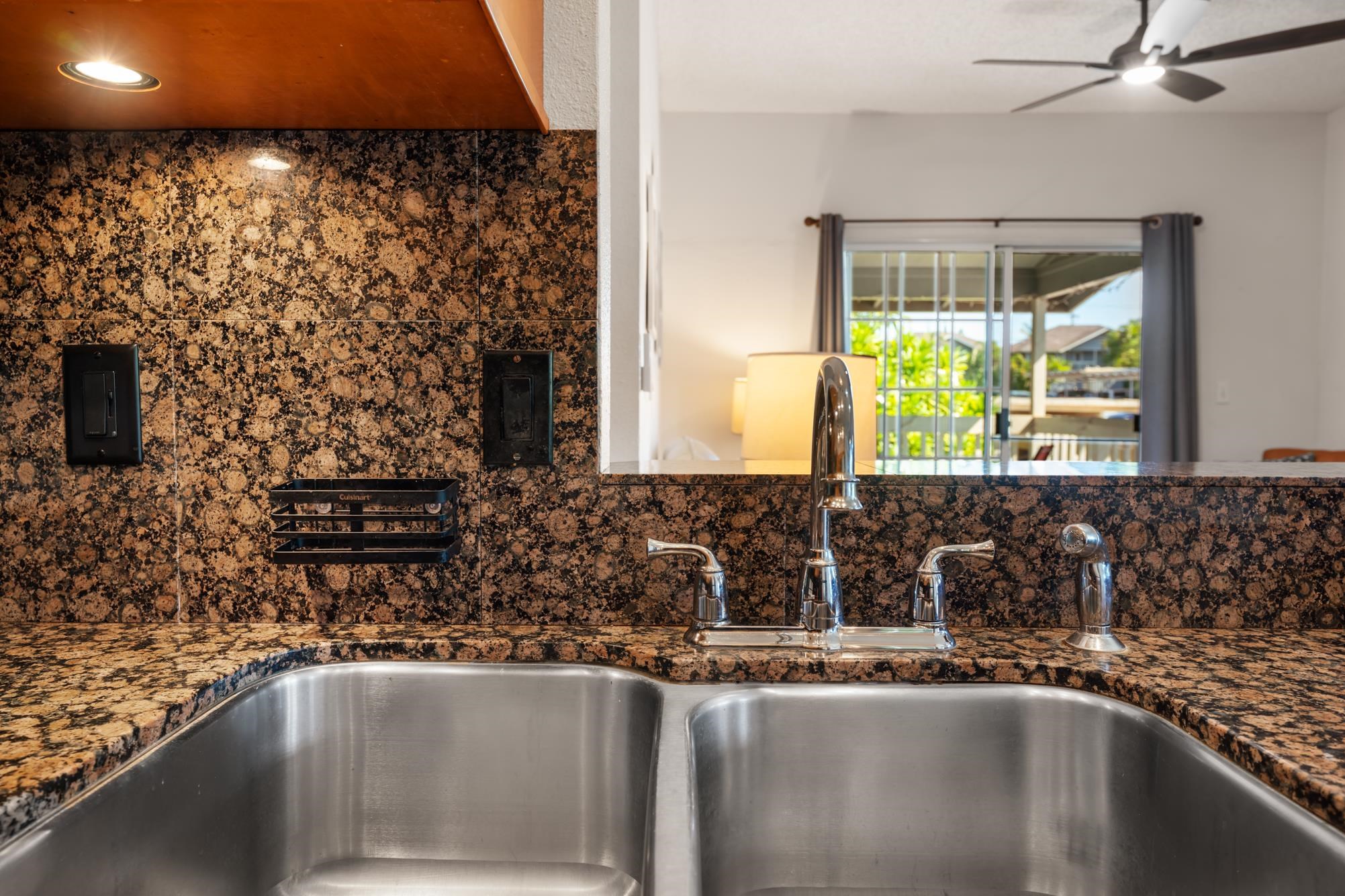 160 Keonekai Rd Property Photo 26
