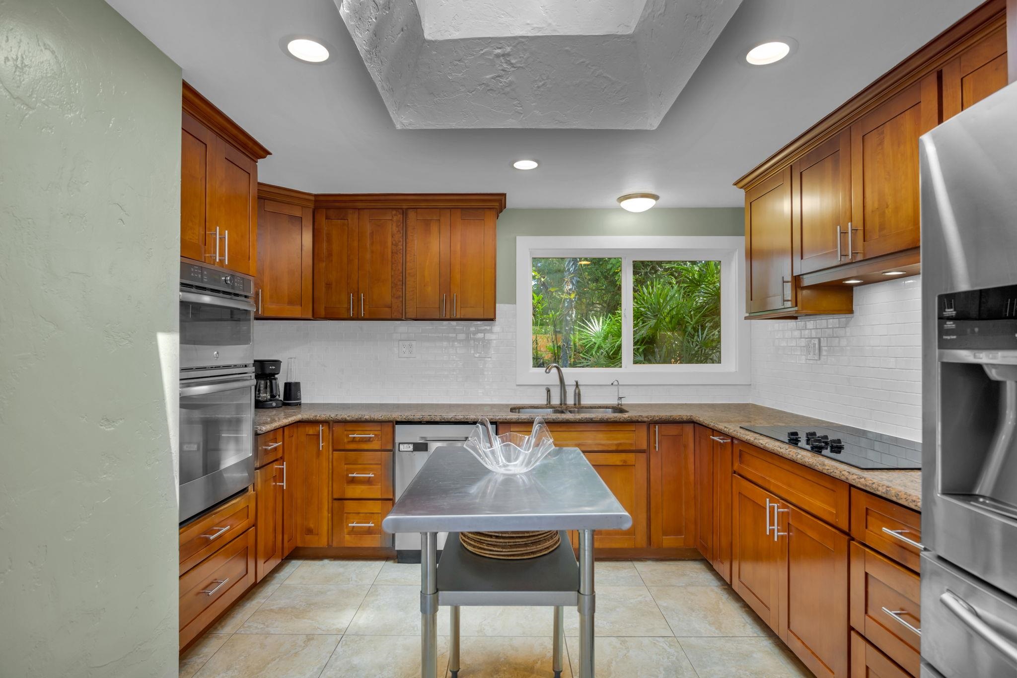 620 Awalau Rd Property Photo 12