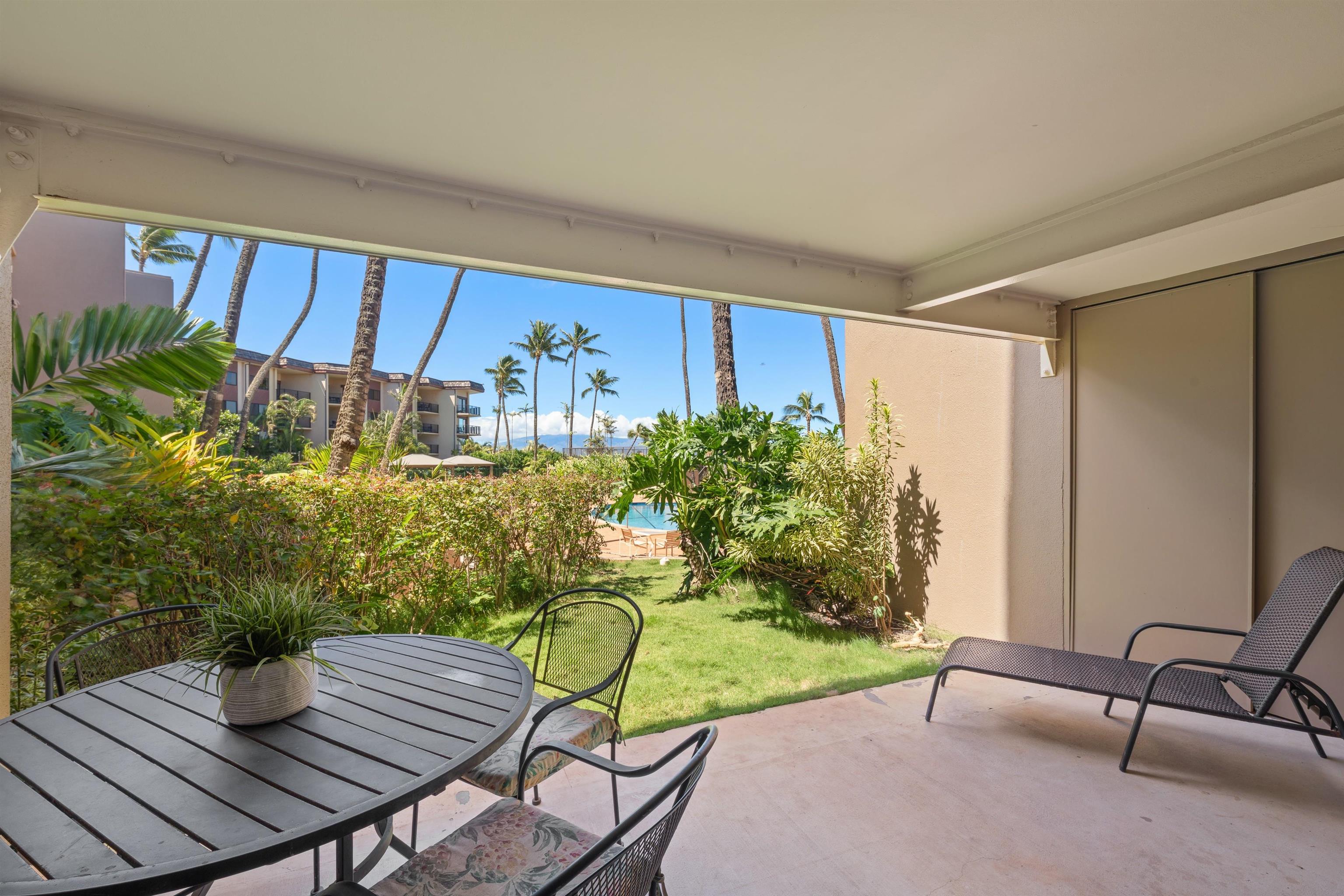 3823 Lower Honoapiilani Rd Property Photo 4