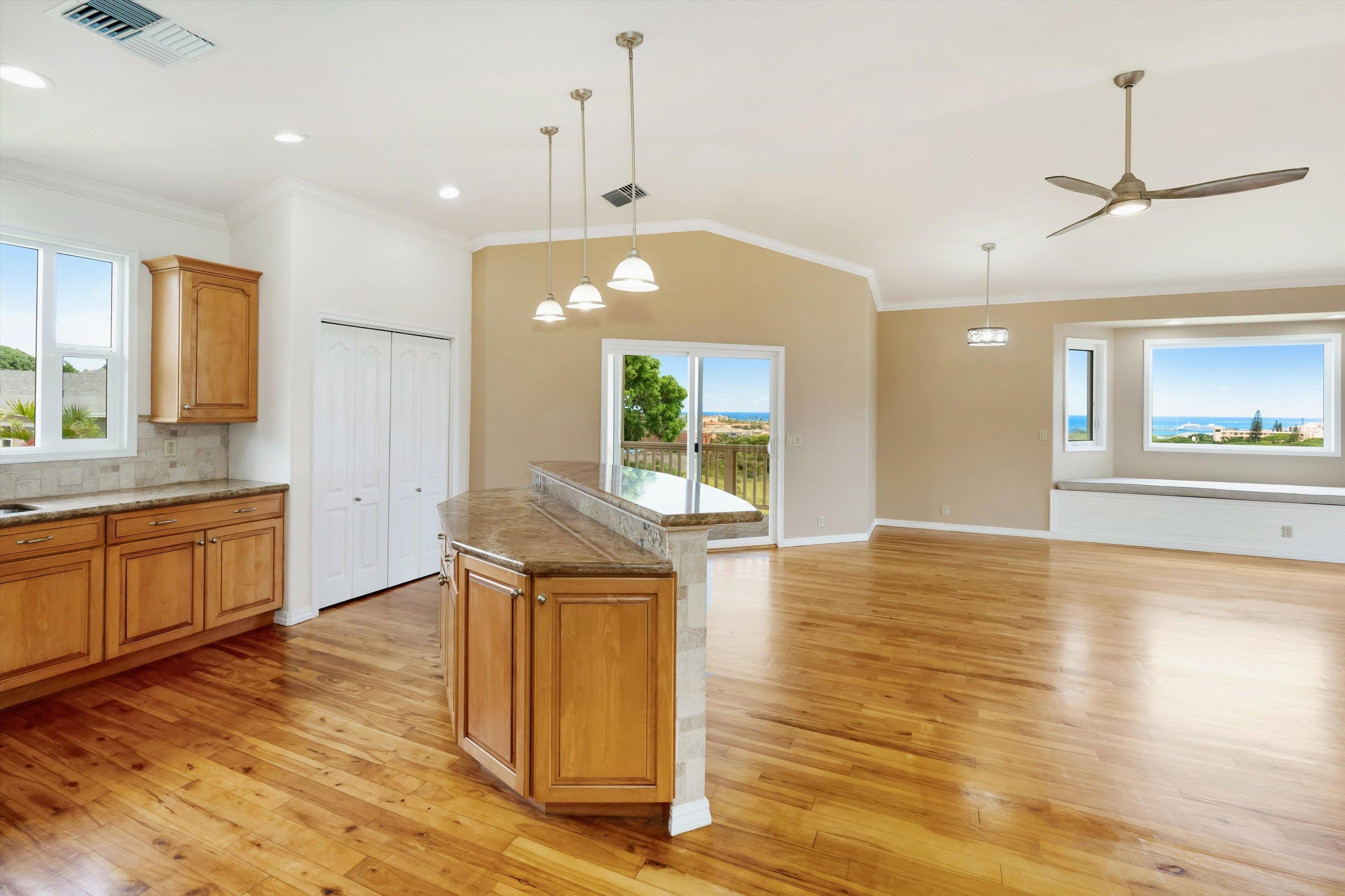 32 W Kapueone Pl Property Photo 16