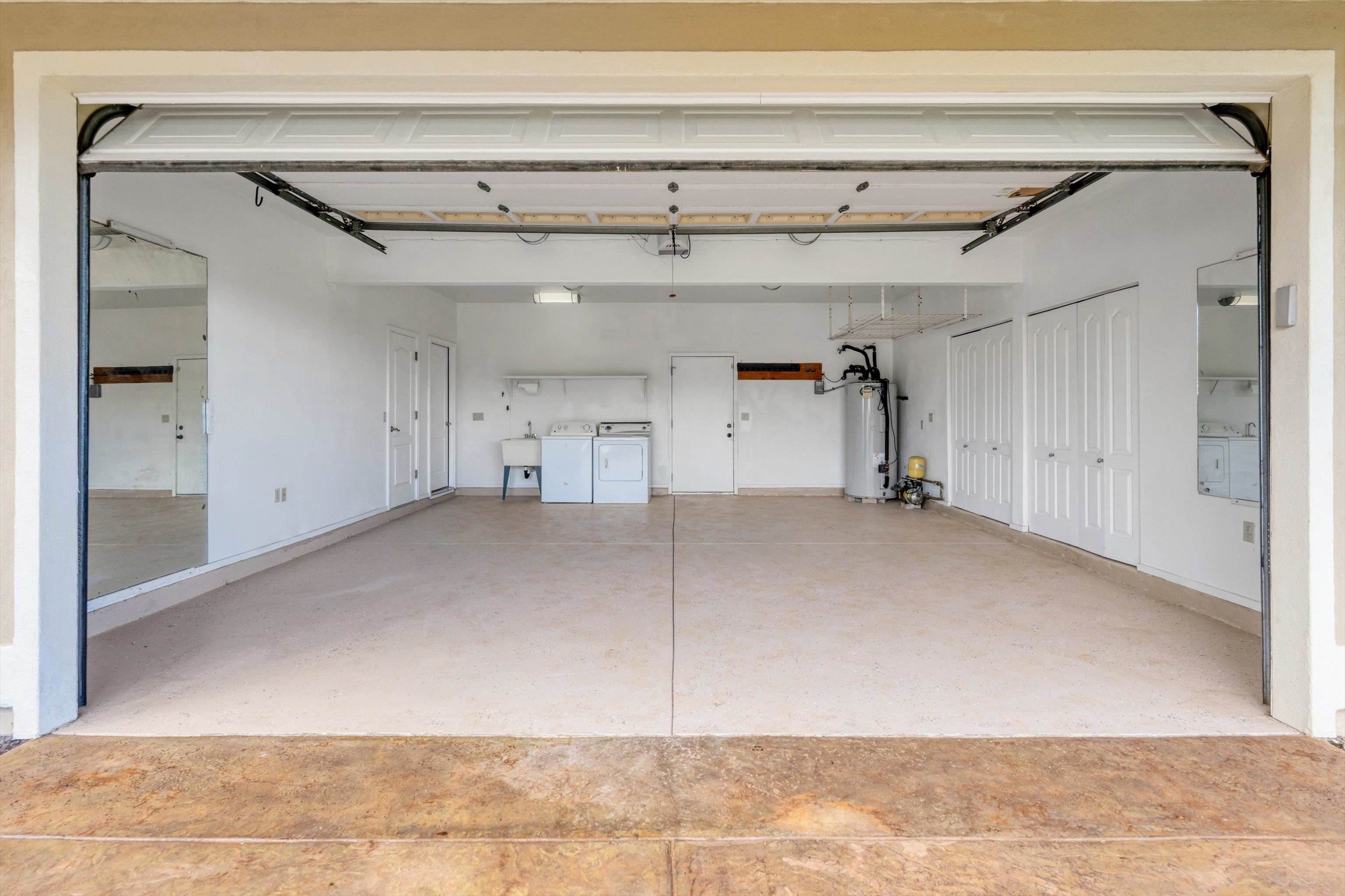 32 W Kapueone Pl Property Photo 41
