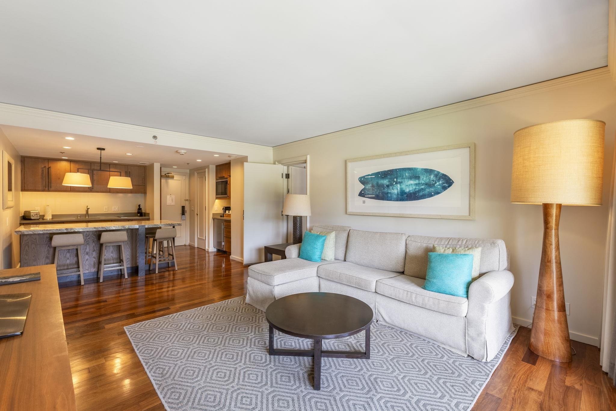 1 Ritz Carlton Dr Property Photo 4