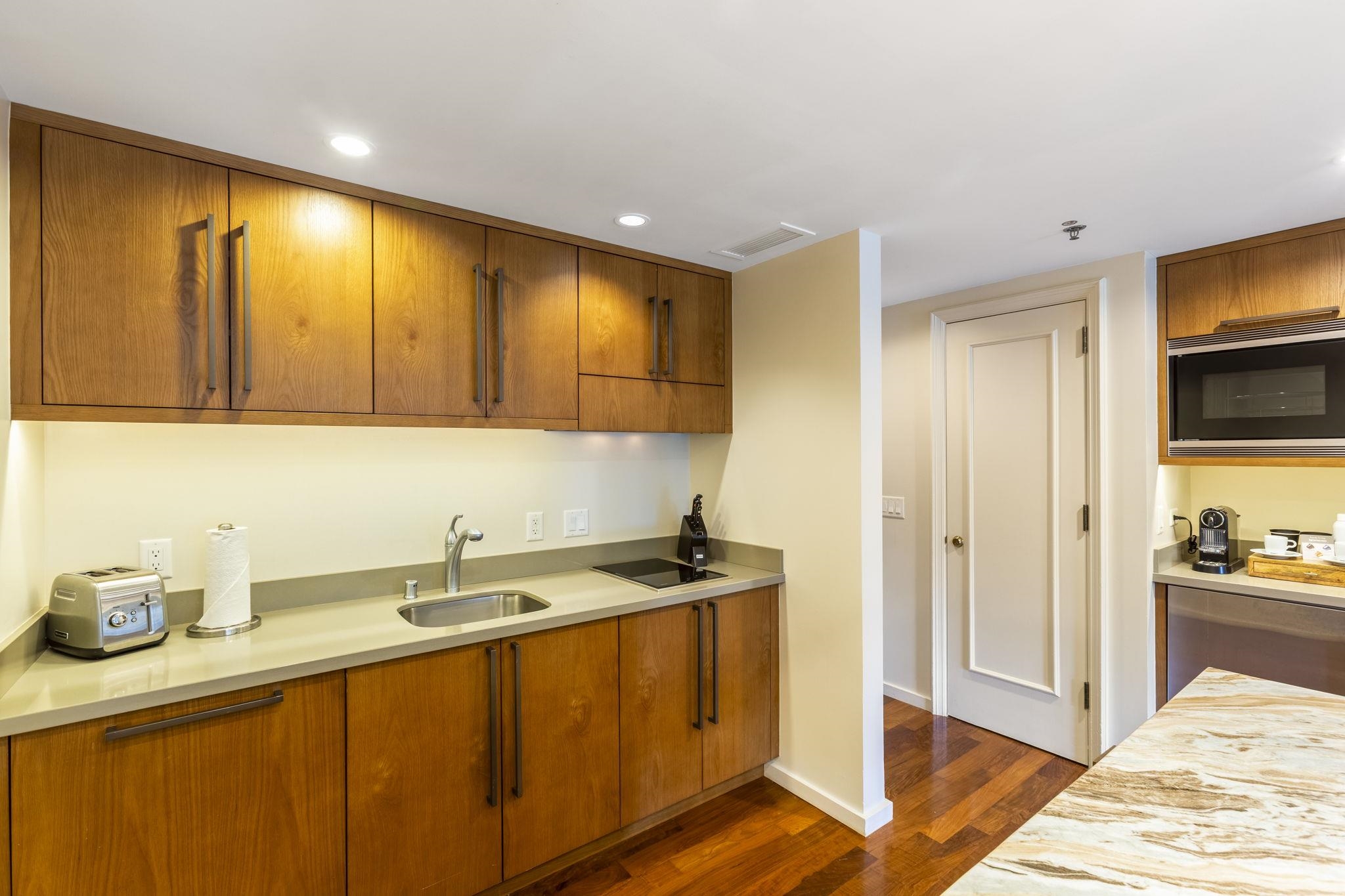 1 Ritz Carlton Dr Property Photo 9