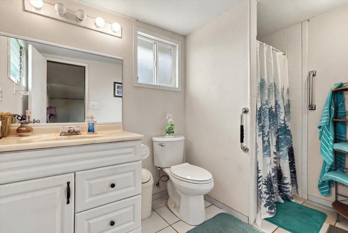 461 Lono Ave Property Photo 9