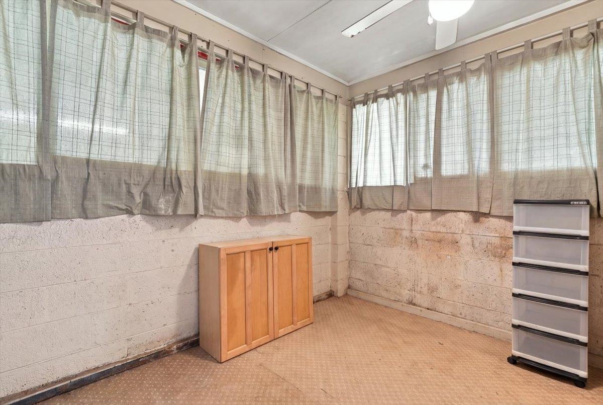 461 Lono Ave Property Photo 10