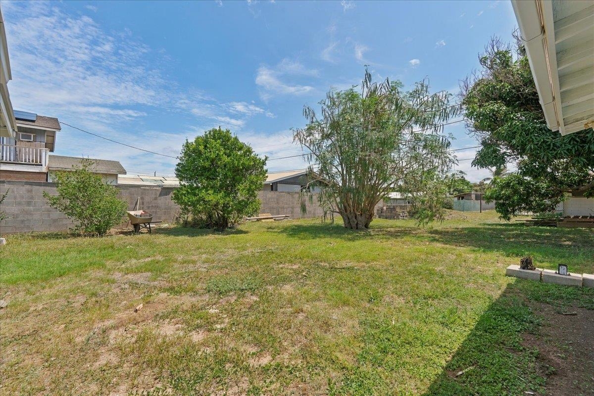 461 Lono Ave Property Photo 20
