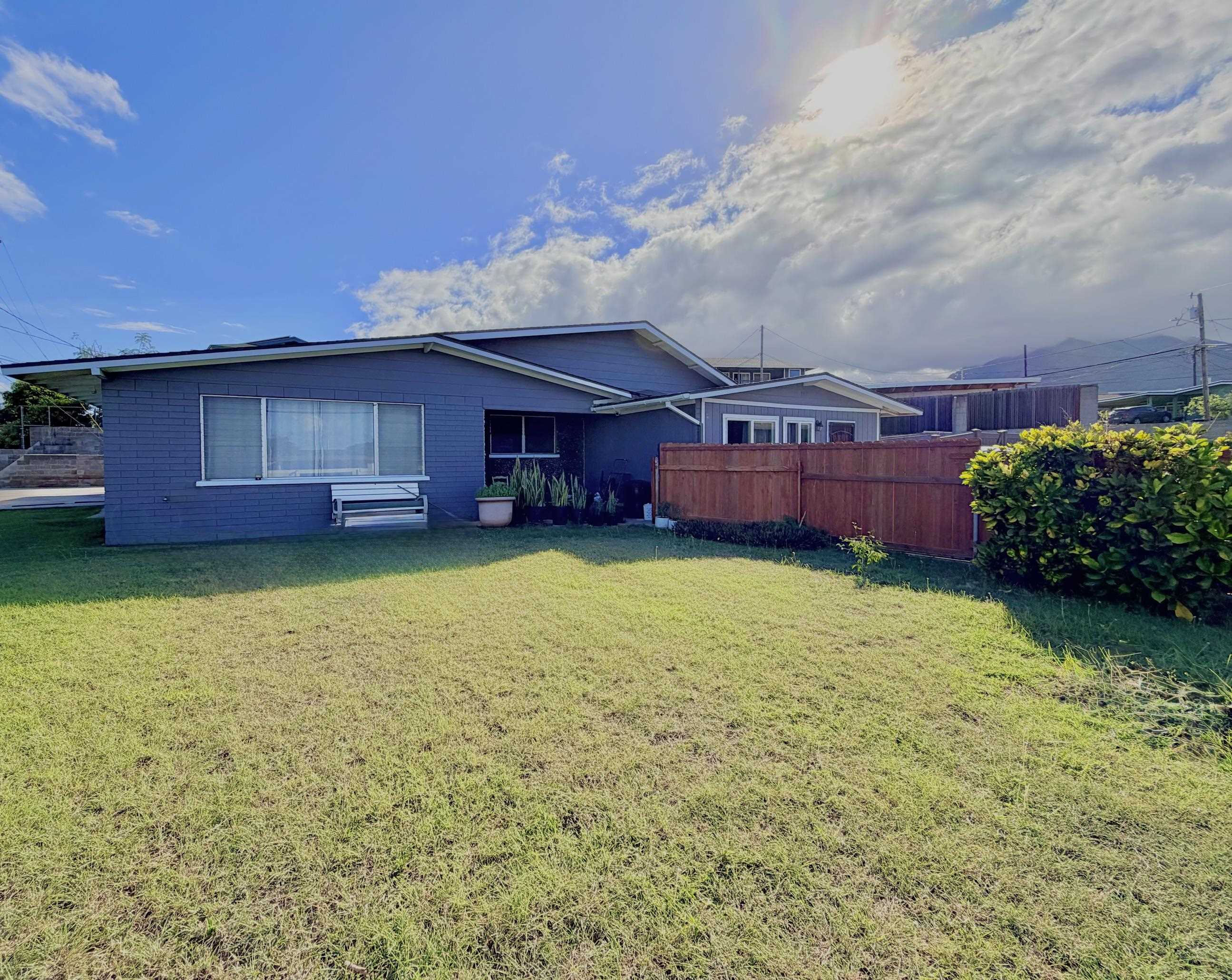 309 Hilu Pl Property Photo 1