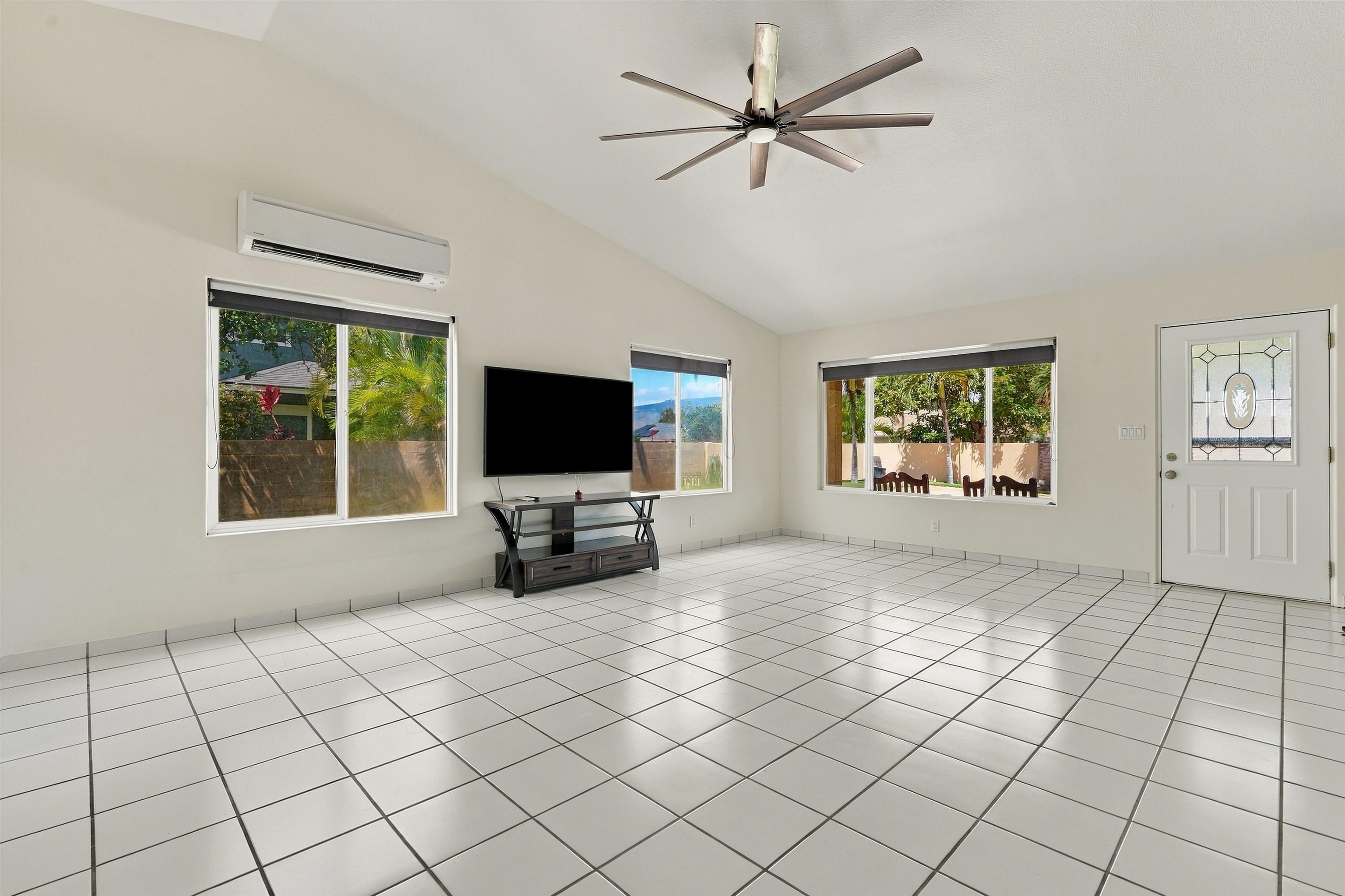 148 E Alulike St Property Photo 9